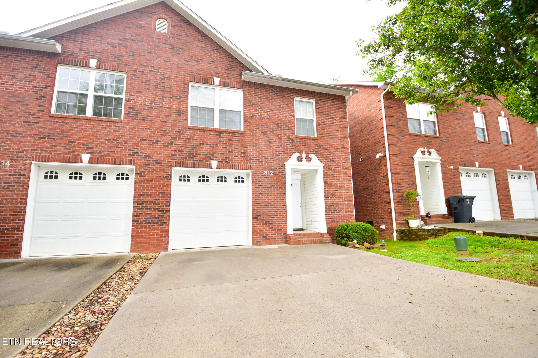 812 Blue Spruce Way Property Photo