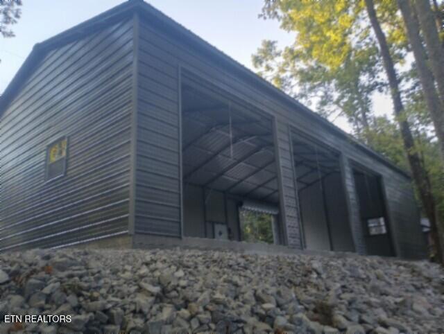 837 Rock Springs Rd Property Photo 5