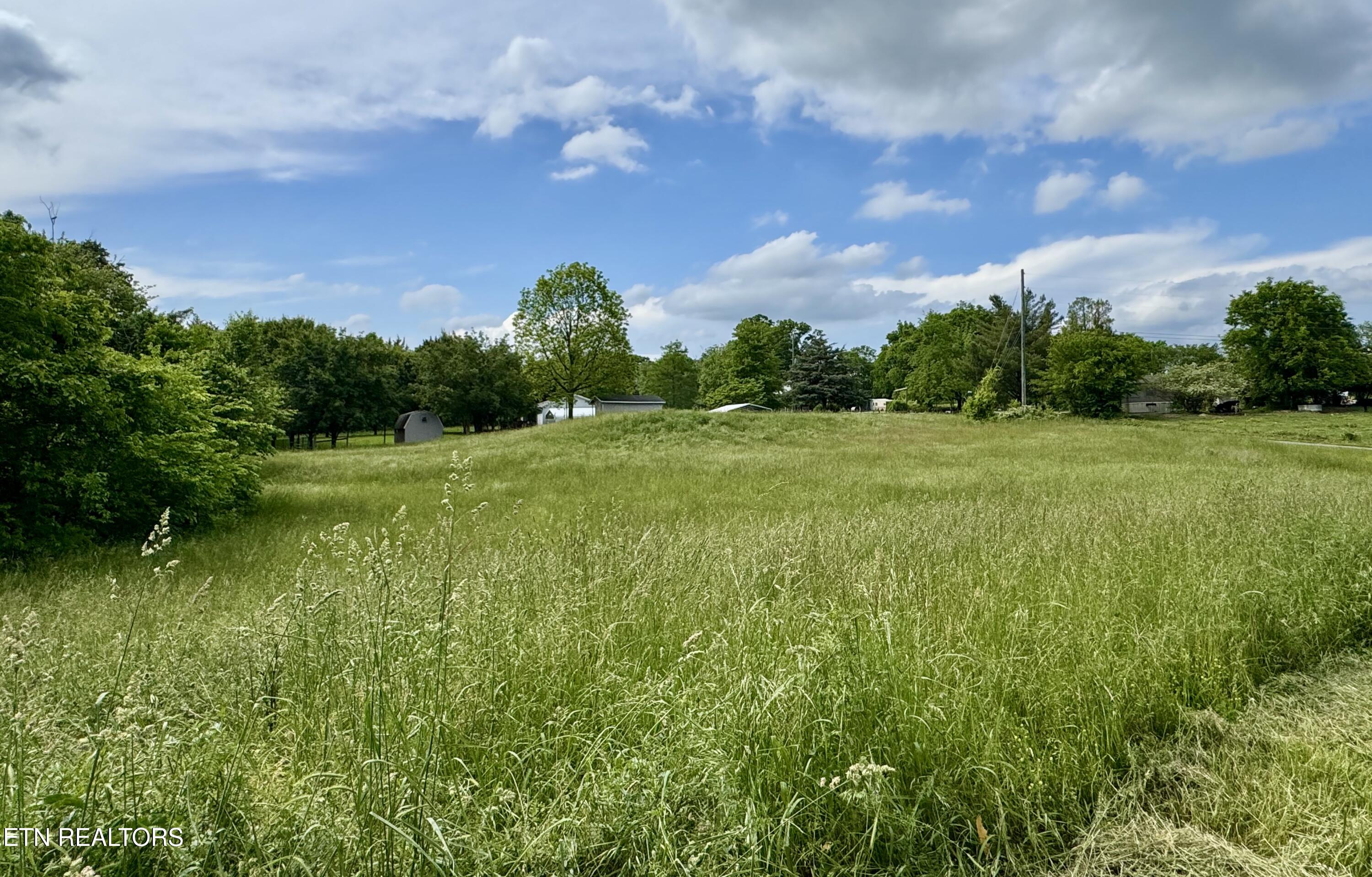 Meadowcrest Lane Property Photo 1