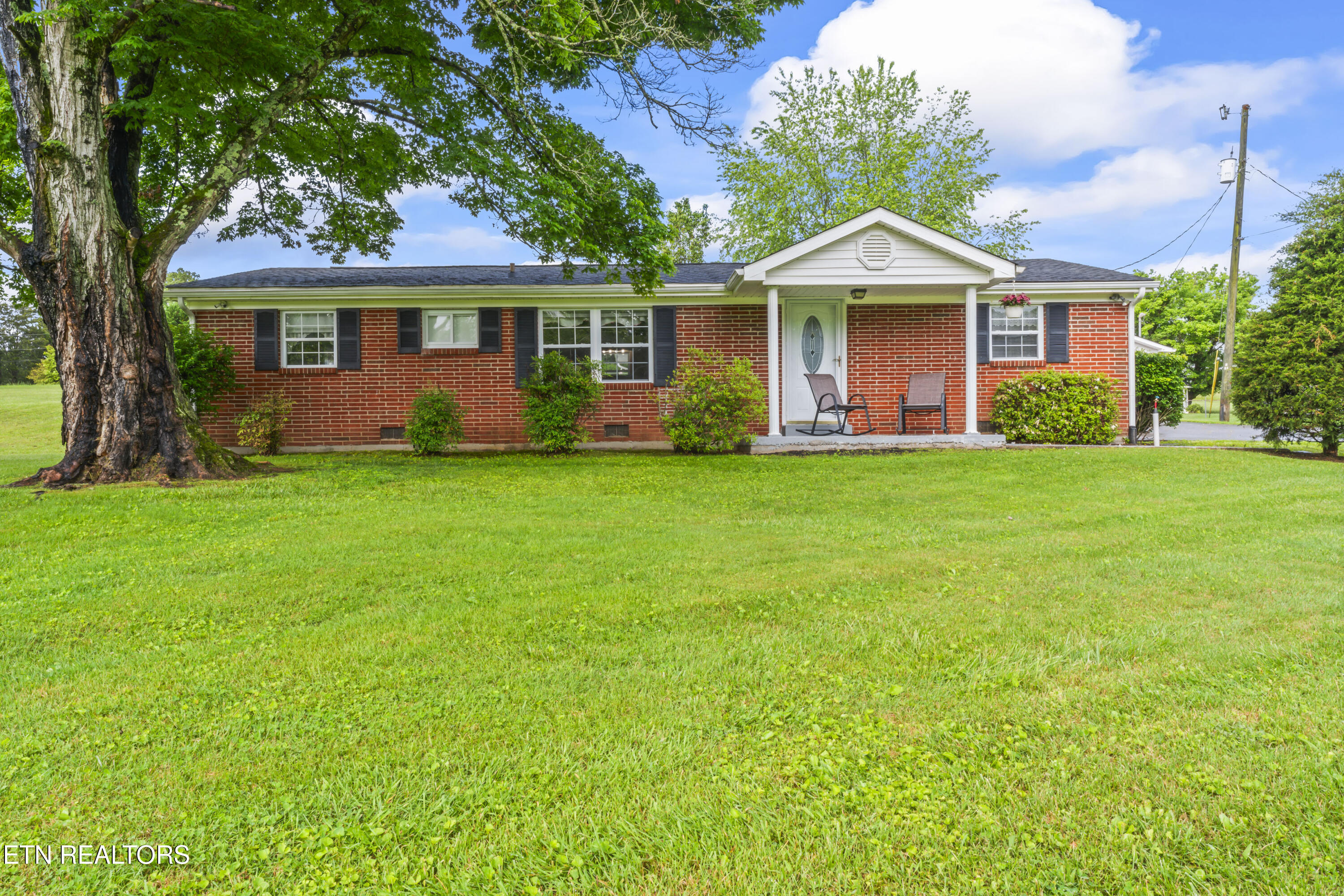 7807 Gibbs Rd Property Photo 1