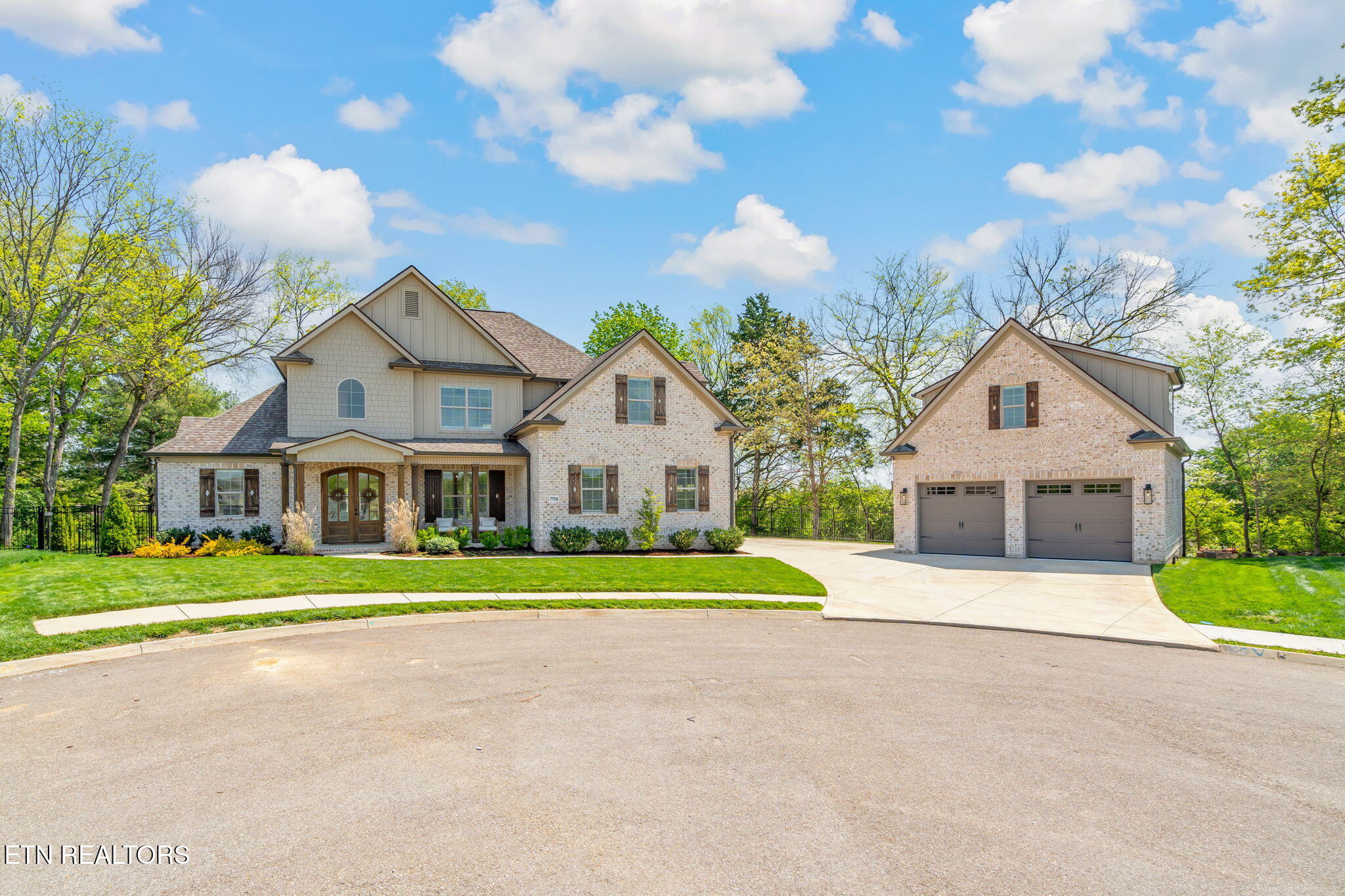 7702 Madgewood Lane Property Photo