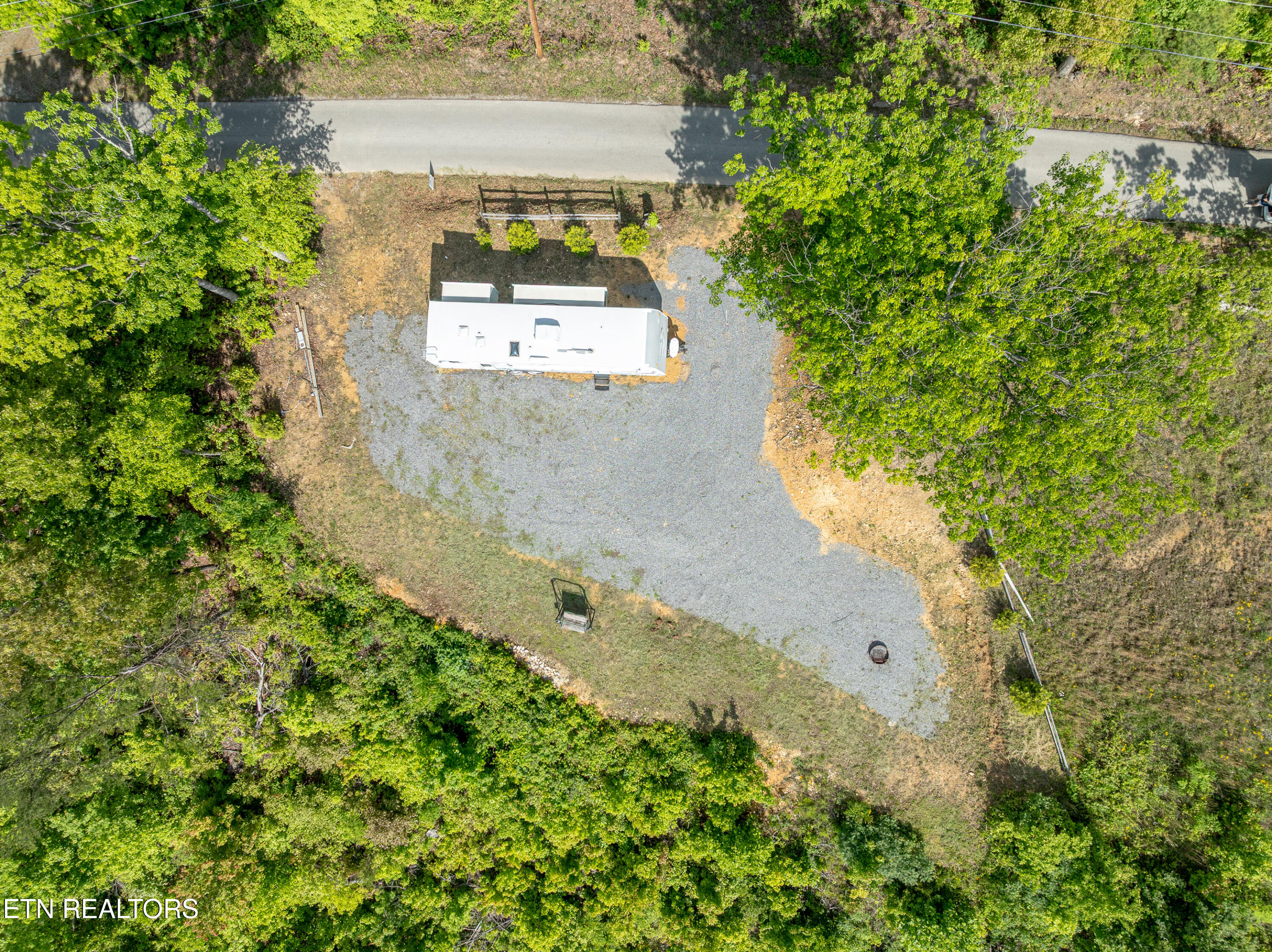 5944 Tower Rd Property Photo 4