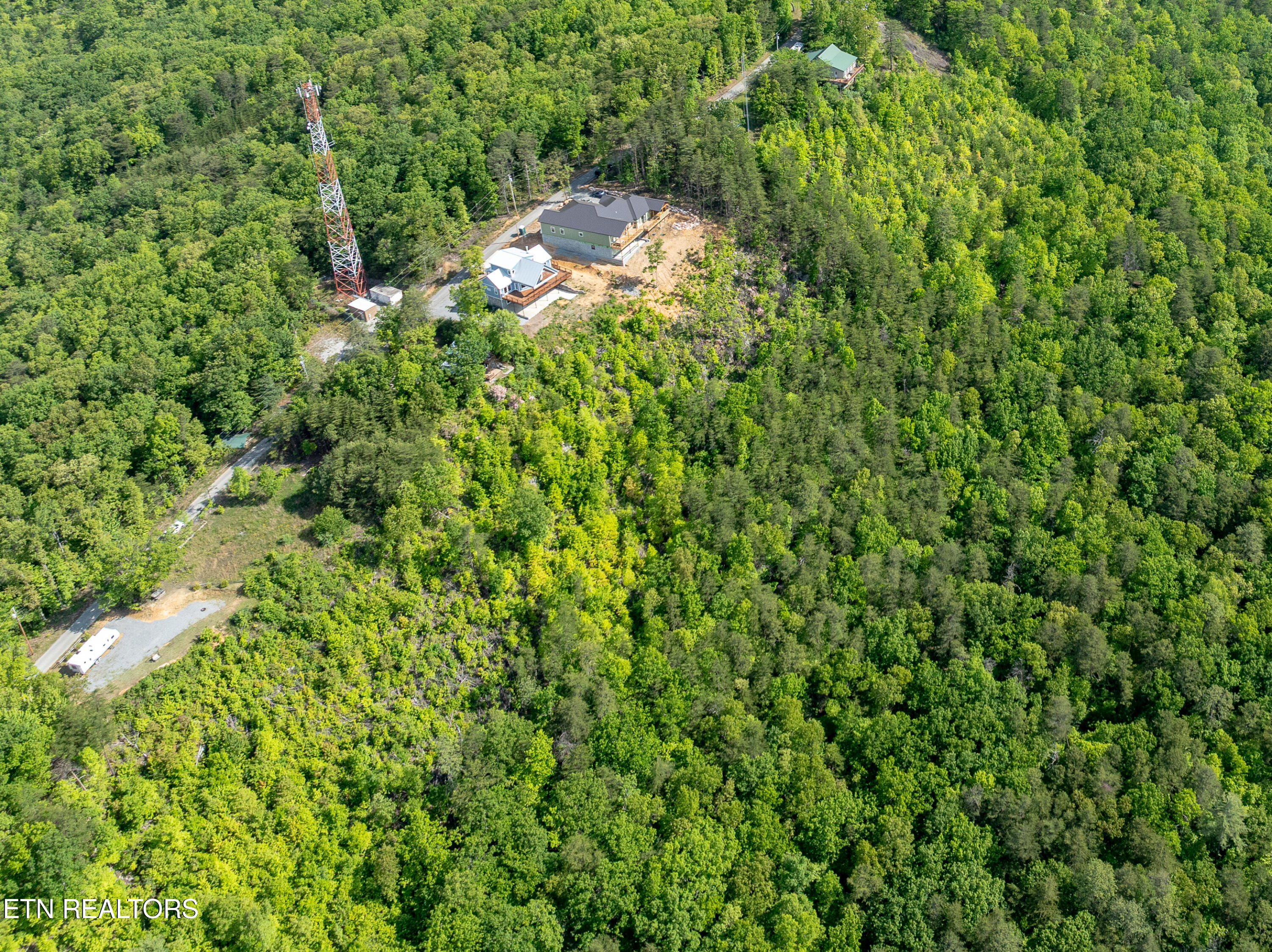 5944 Tower Rd Property Photo 14