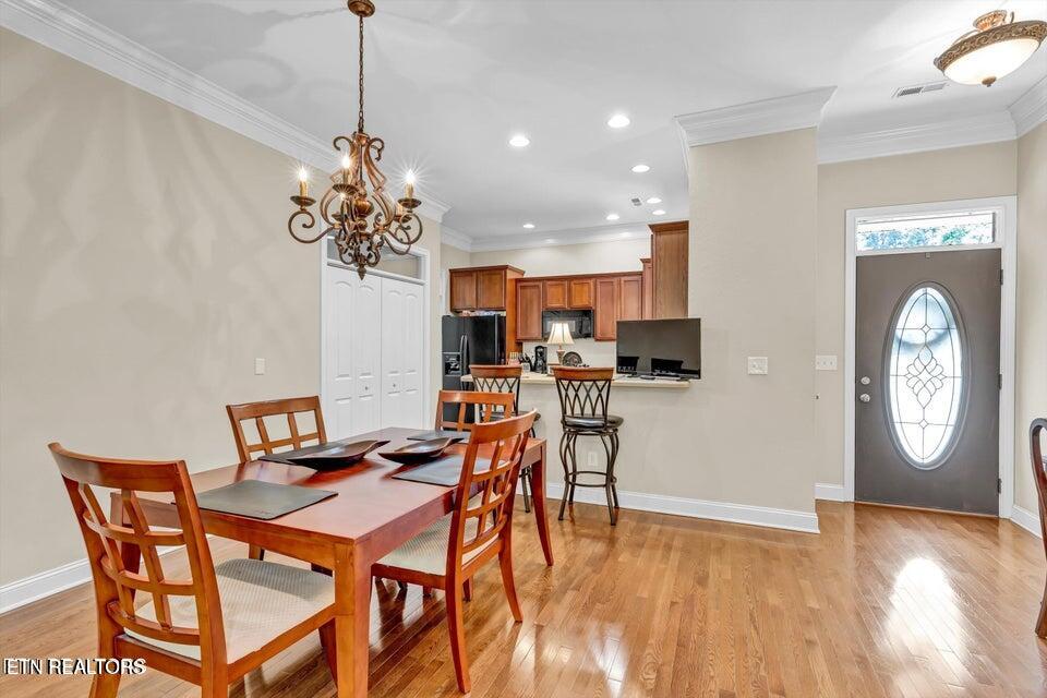 2464 Mountain Drive Property Photo 9