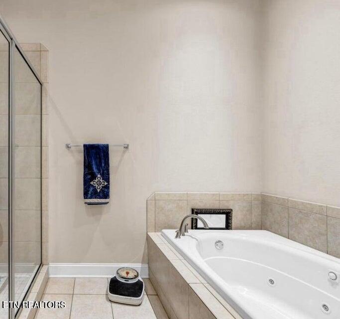 2464 Mountain Drive Property Photo 14