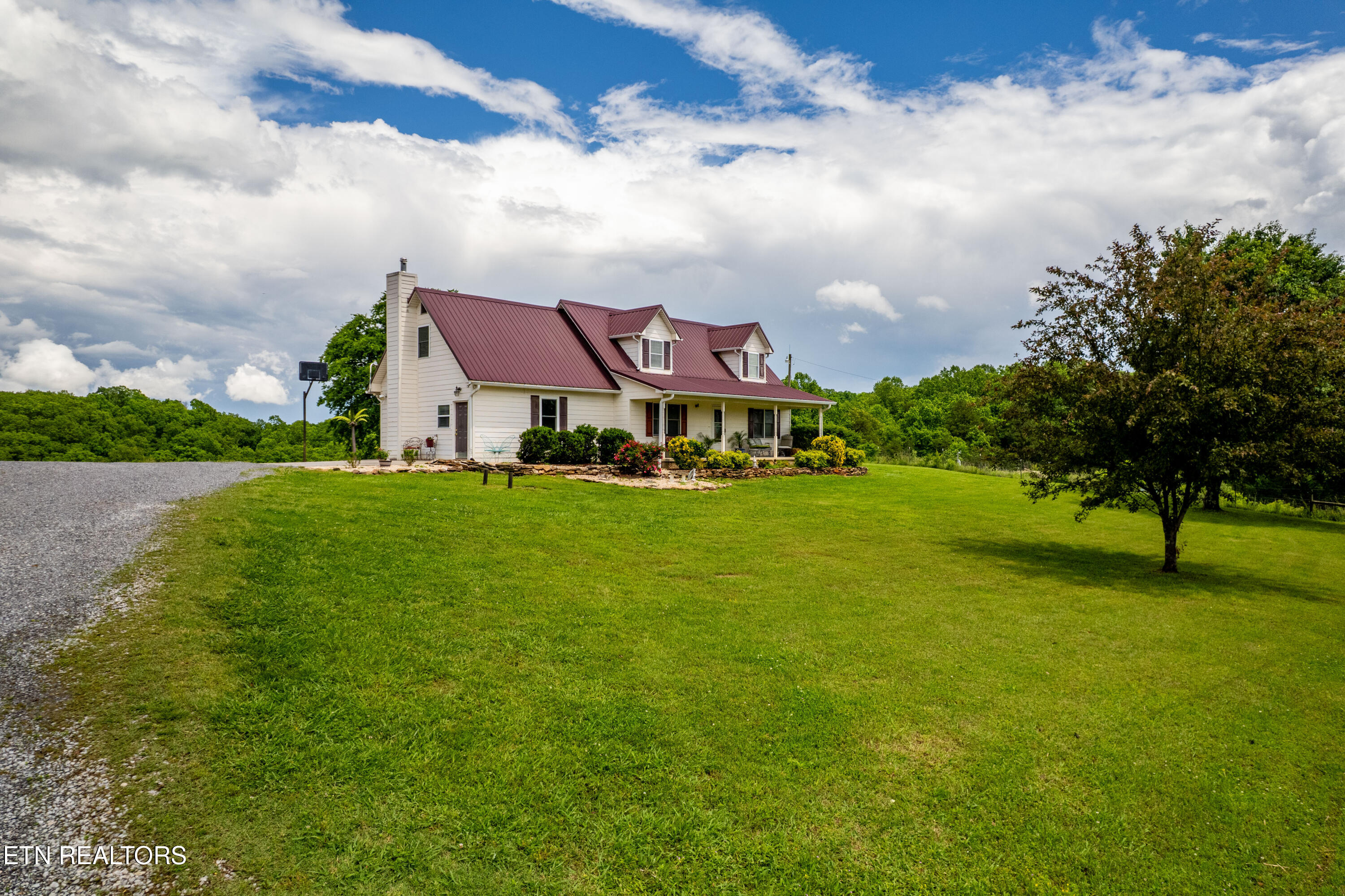 4464 W Countryside West Property Photo 4