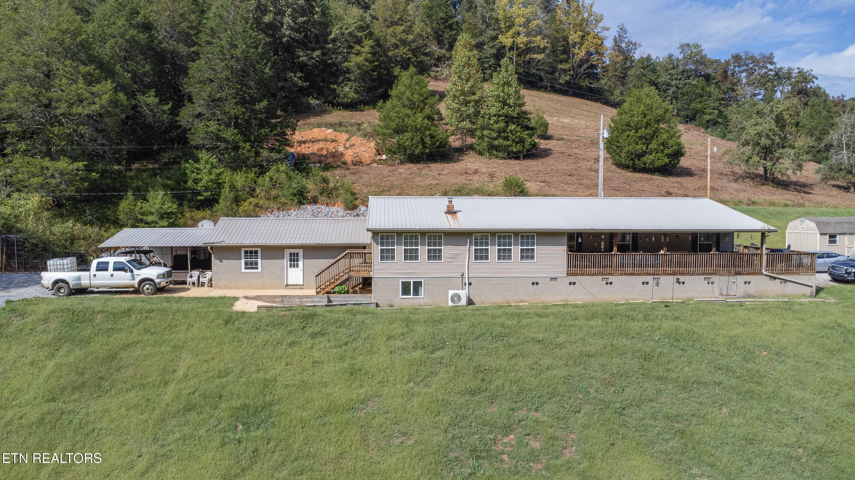 1418 Gulley River Rd Property Photo 3