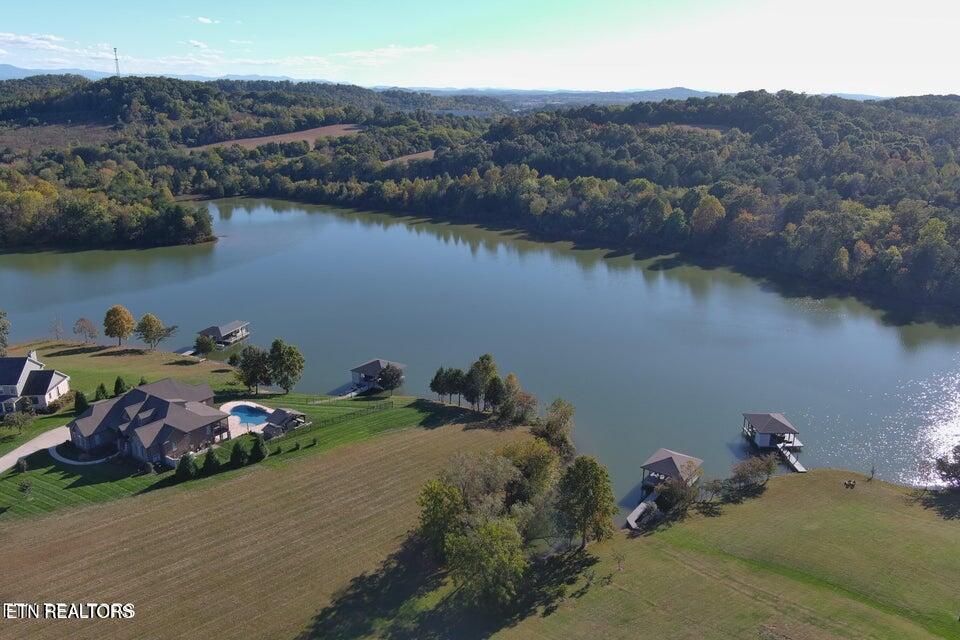 7883 Morganton Rd Property Photo 11