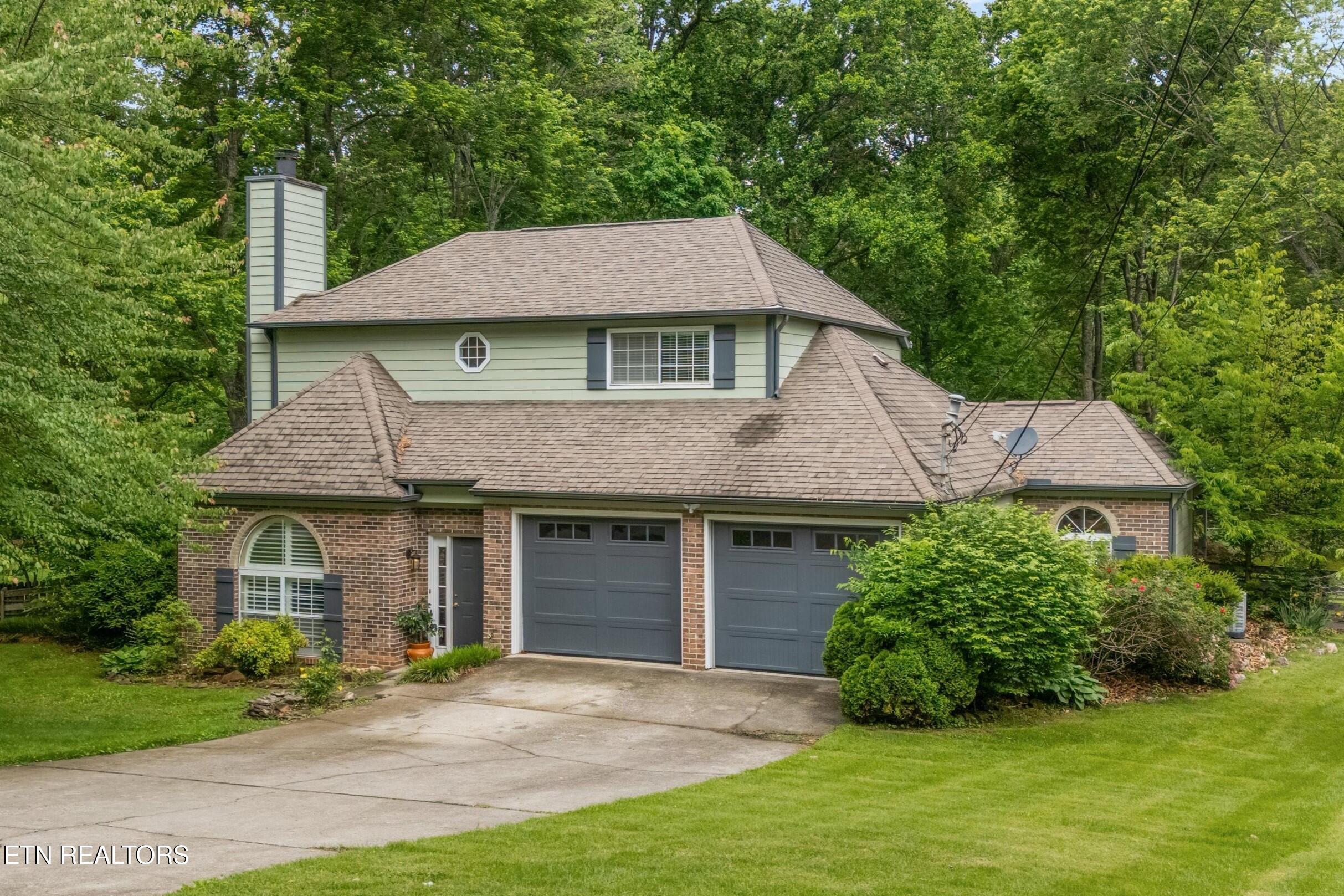 1355 Pine Springs Rd Property Photo