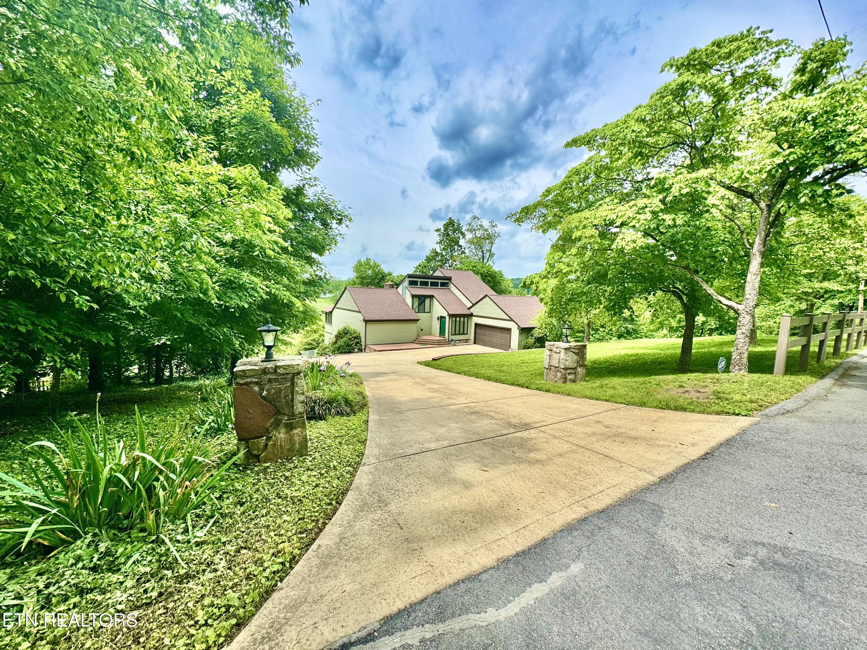 721 Fan St Property Photo 1