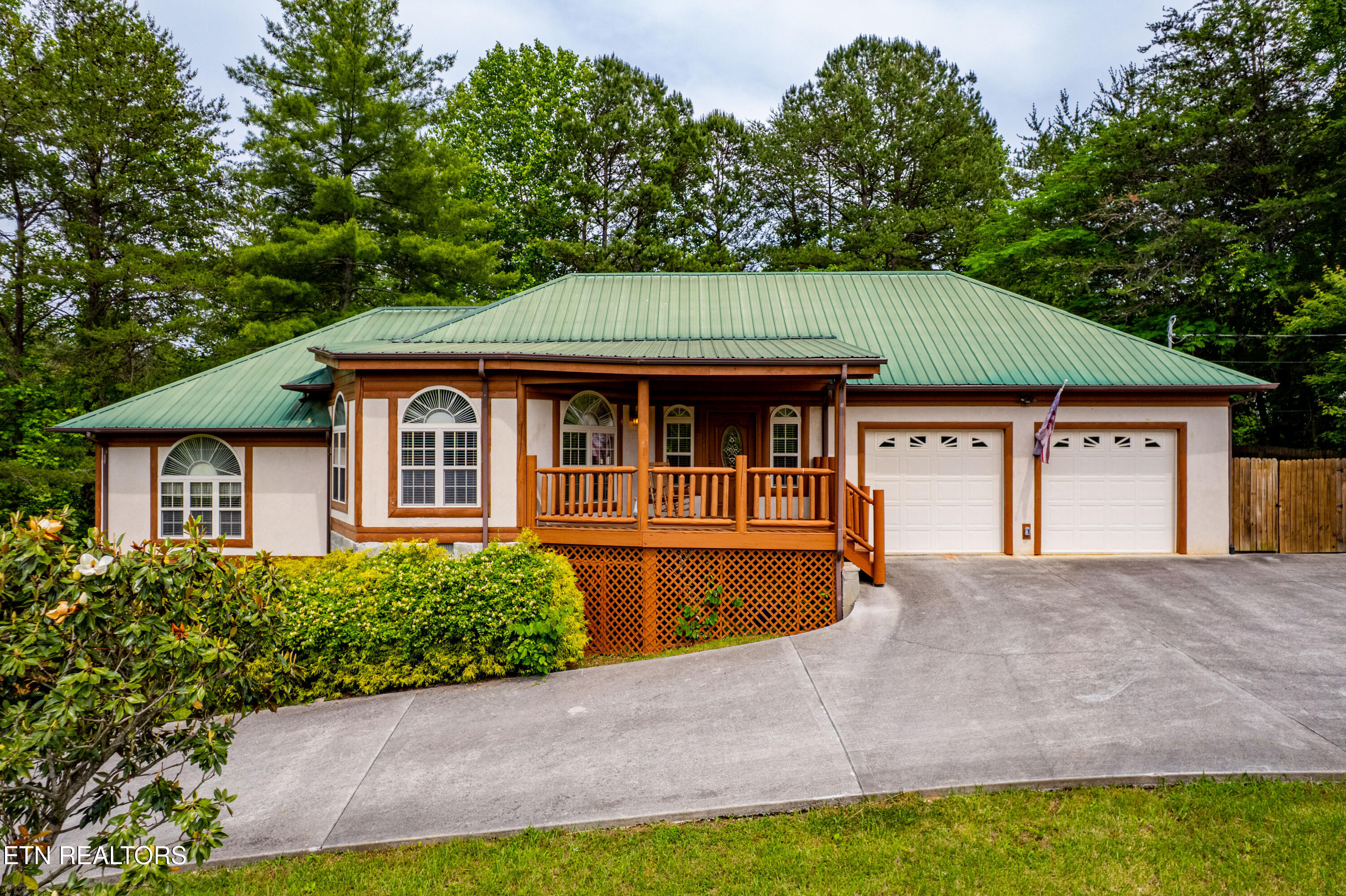 332 Pembroke Drive Property Photo