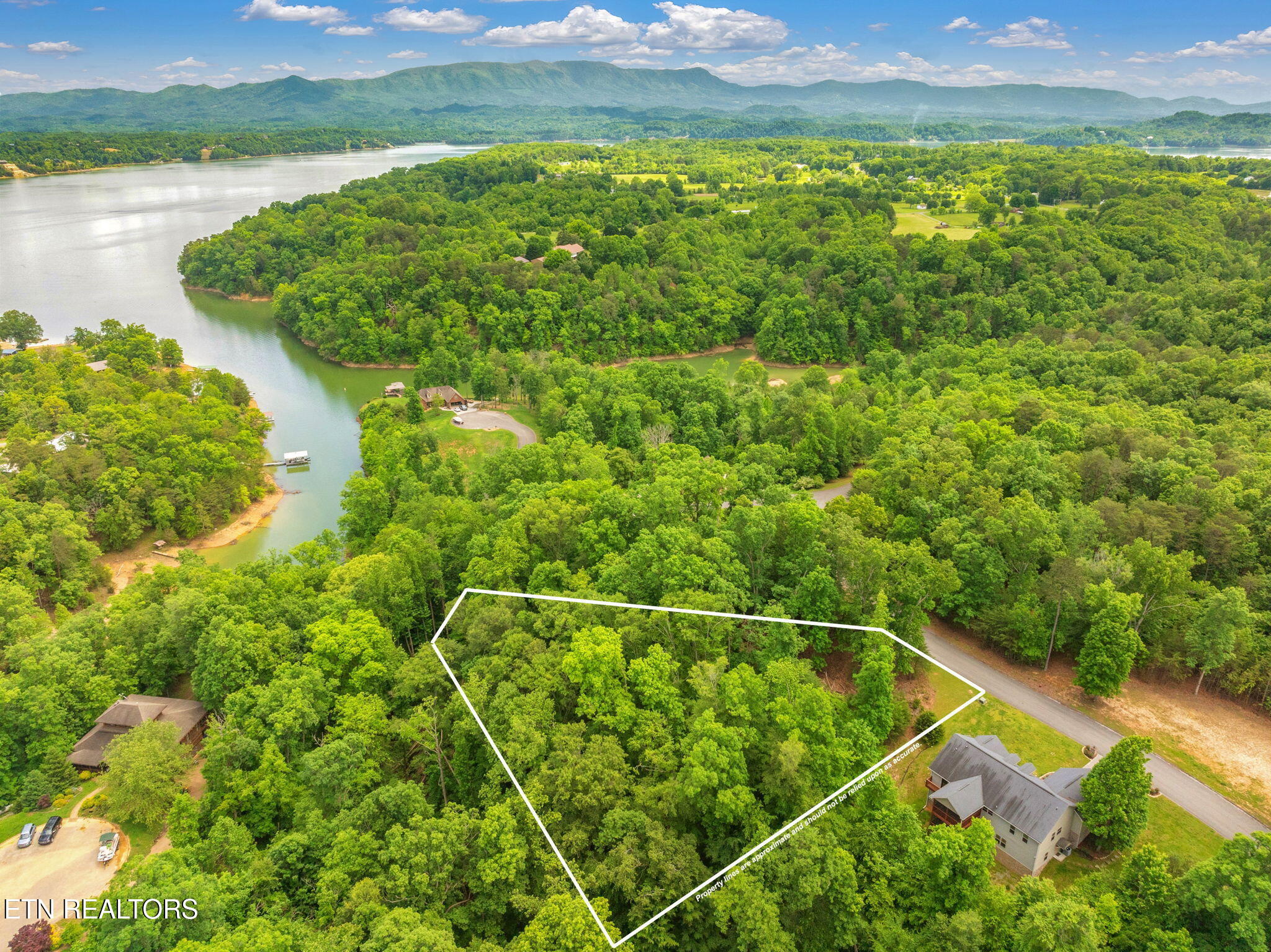 Lot 15 Waterstone Drive Property Photo 1