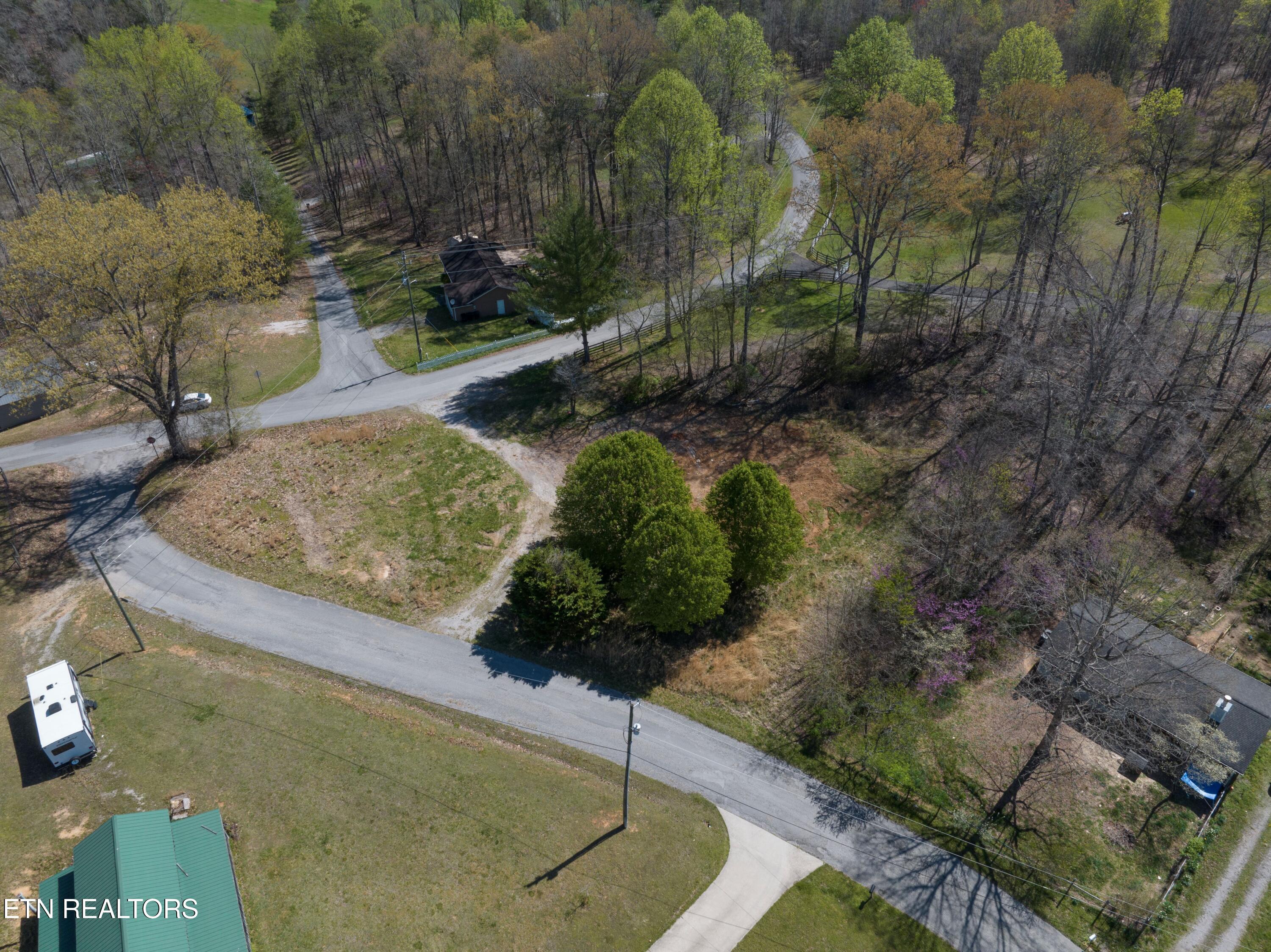 109 Justin Lane Property Photo 3