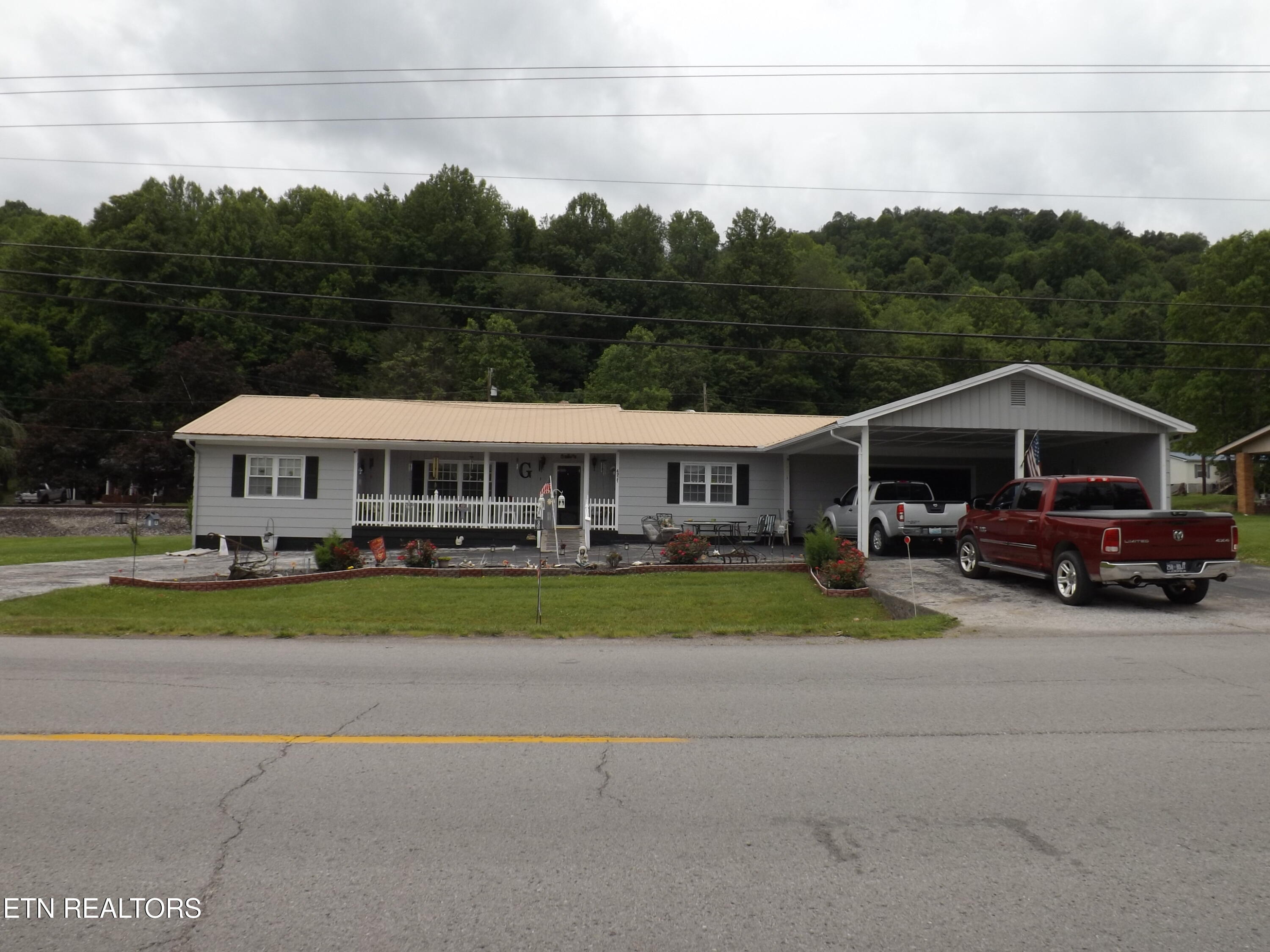 4921 W West Cumberland Ave Property Photo