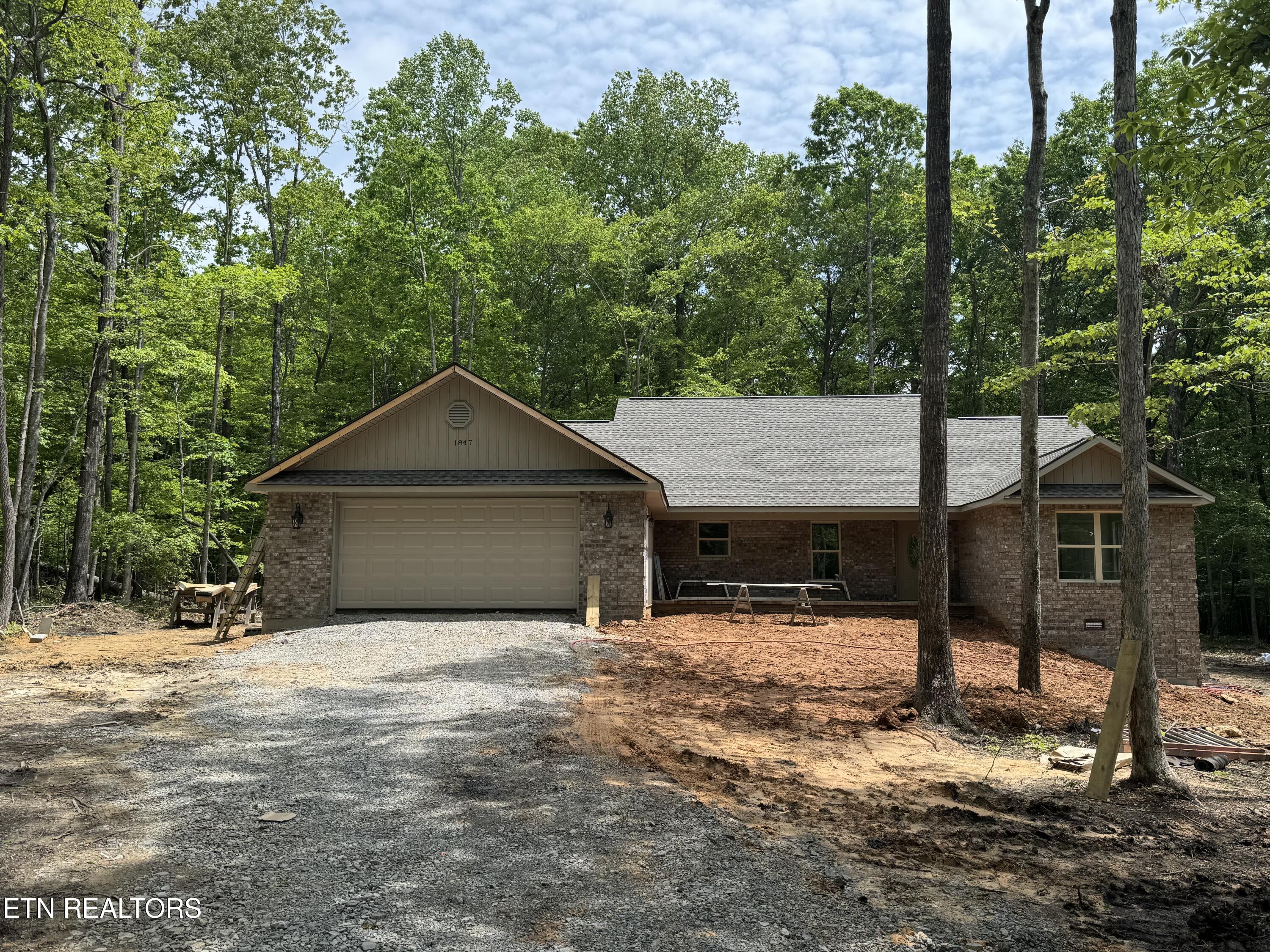 1847 Chinkapin Tr Property Photo 1