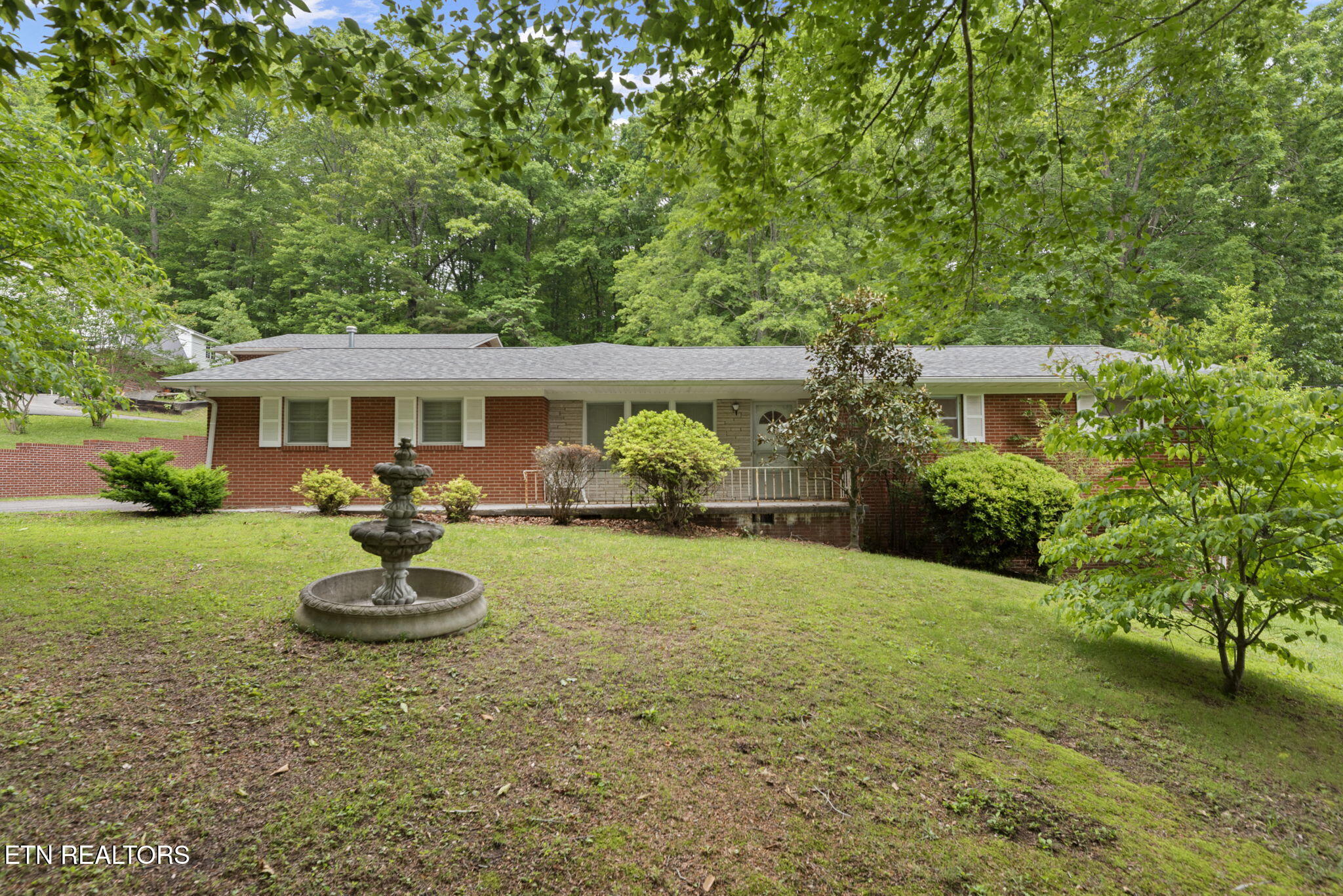 4502 York Rd Property Photo 1