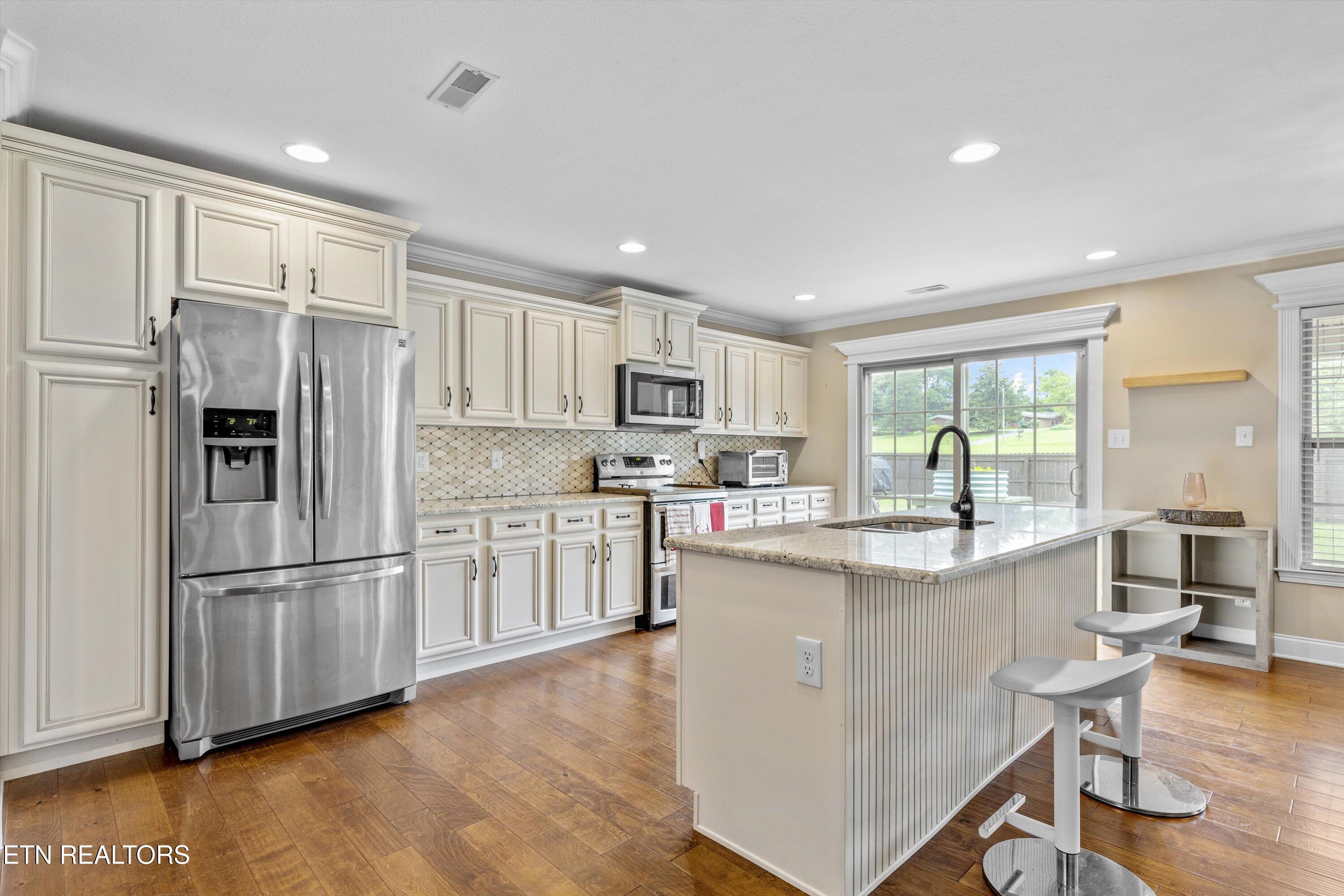 1017 Brighton Drive Property Photo 14