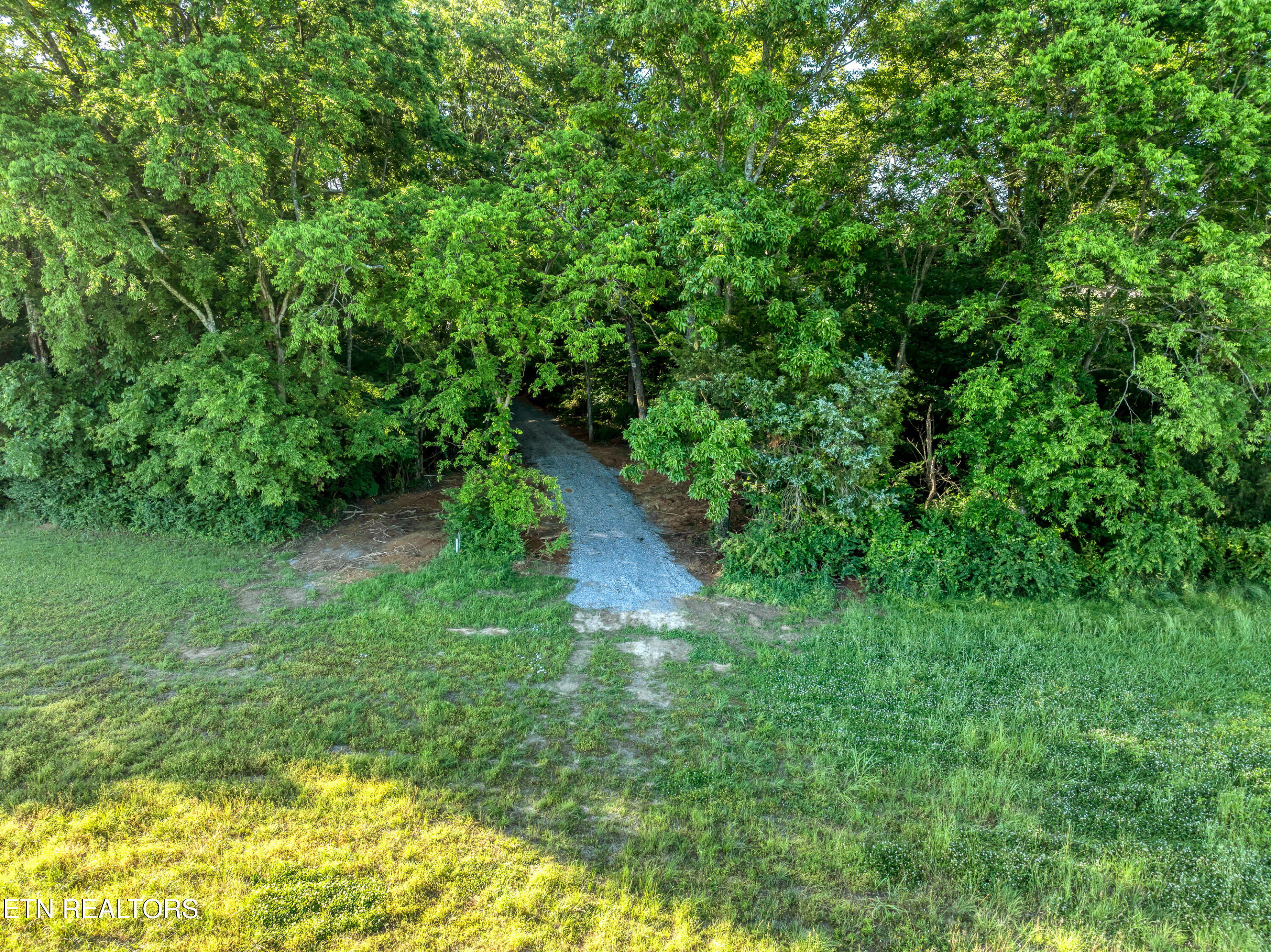 2102 Calderwood Hwy Property Photo 8