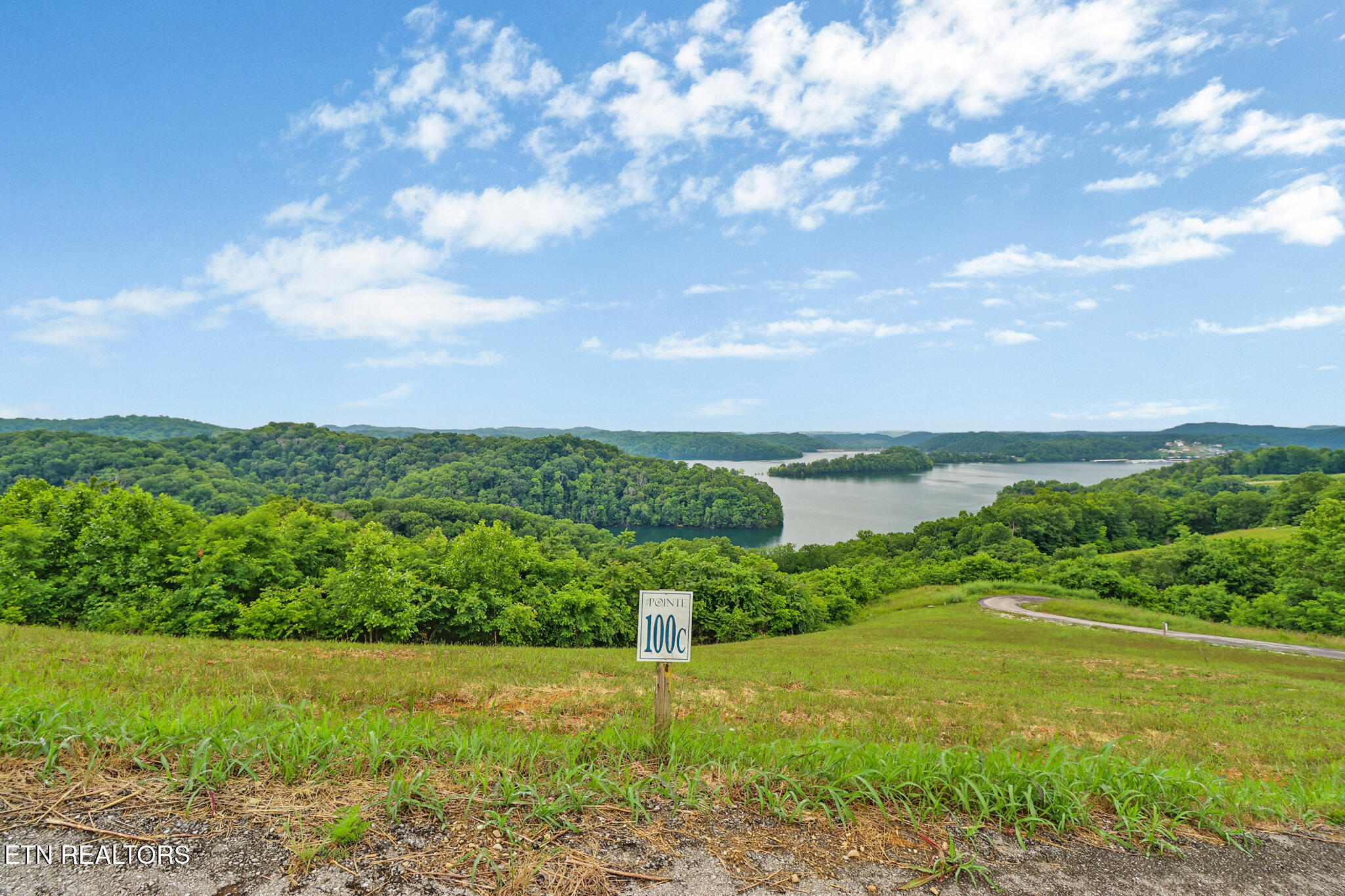 Mallard Lane Property Photo 16