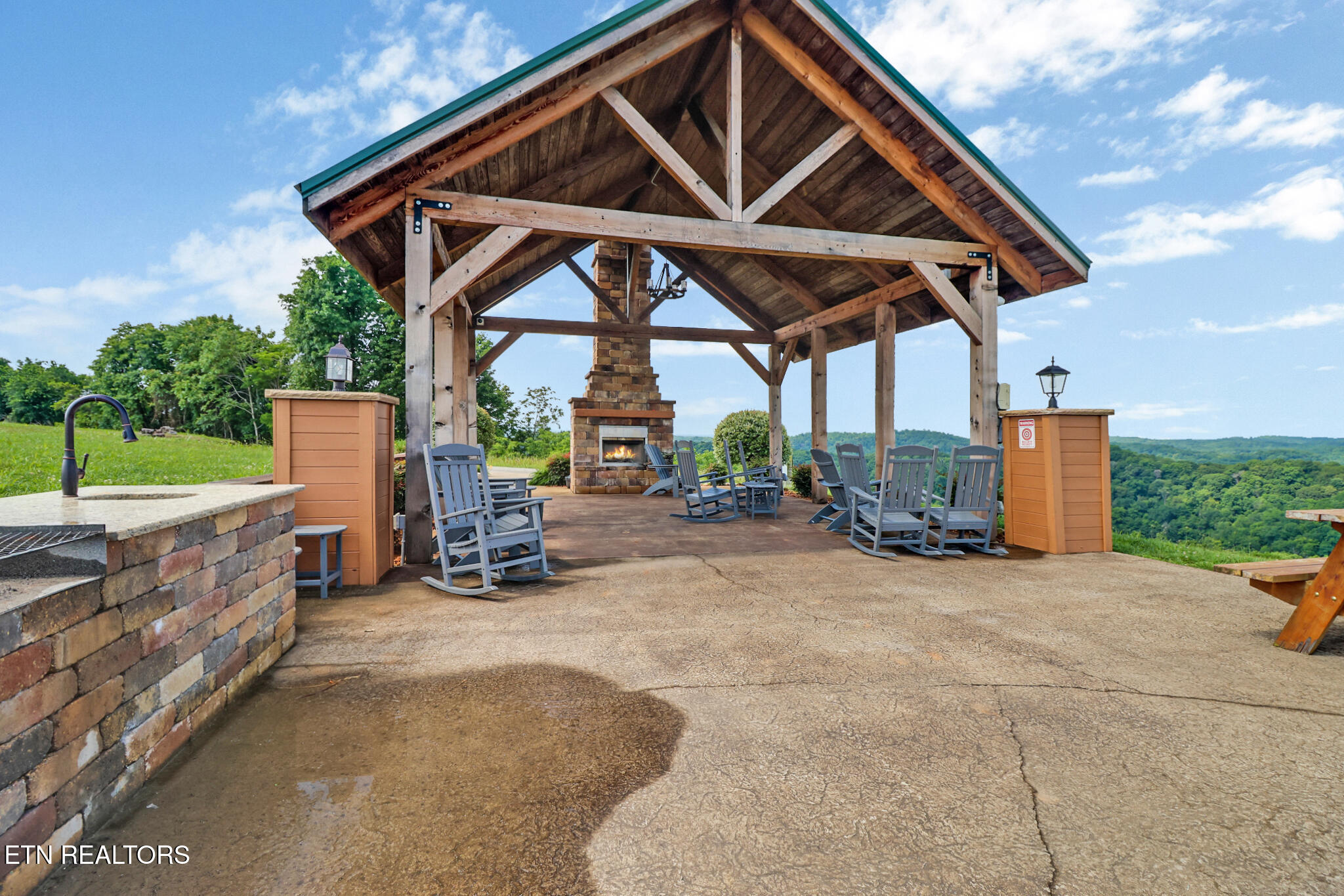 Mallard Lane Property Photo 23