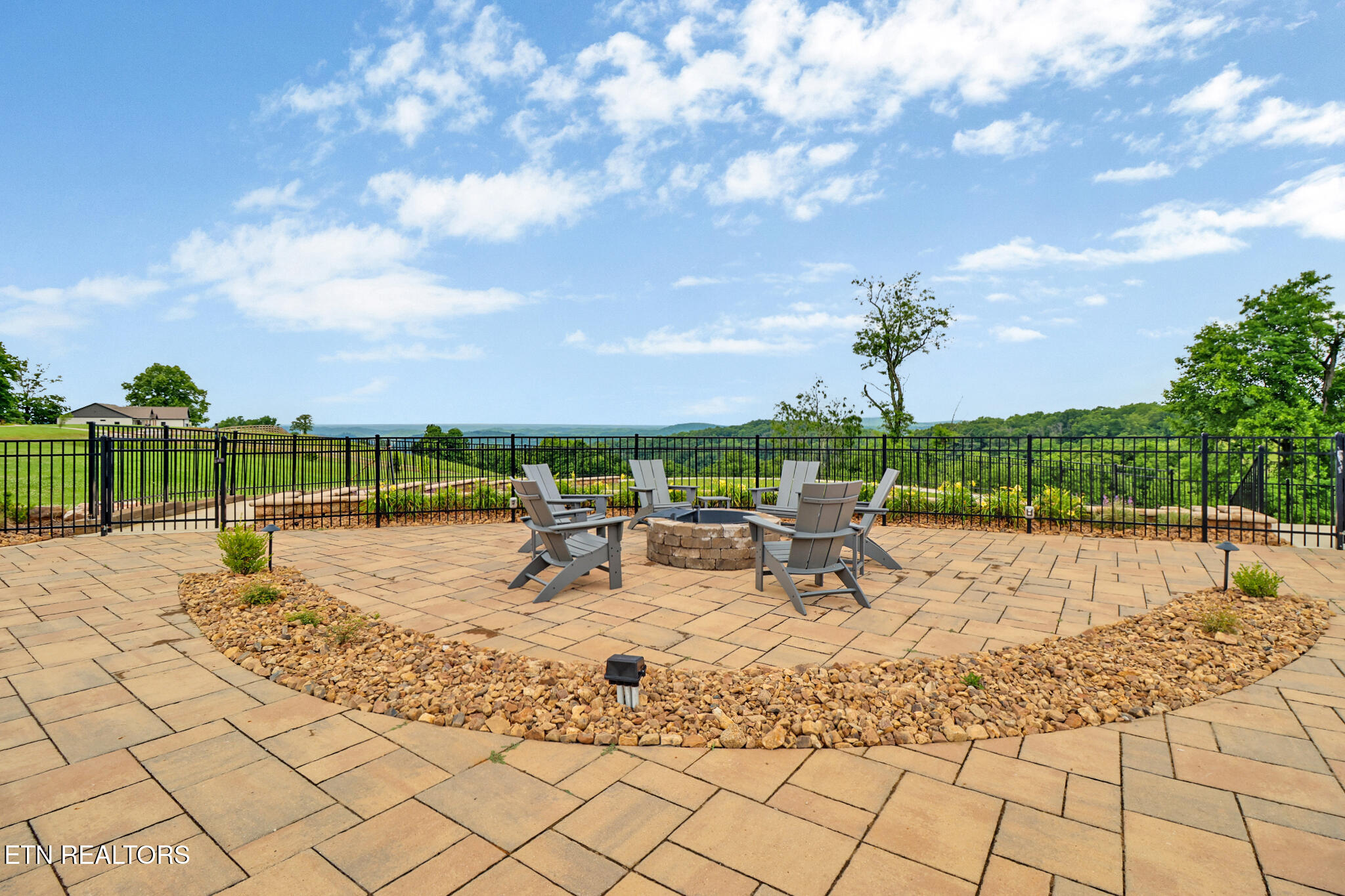Mallard Lane Property Photo 32