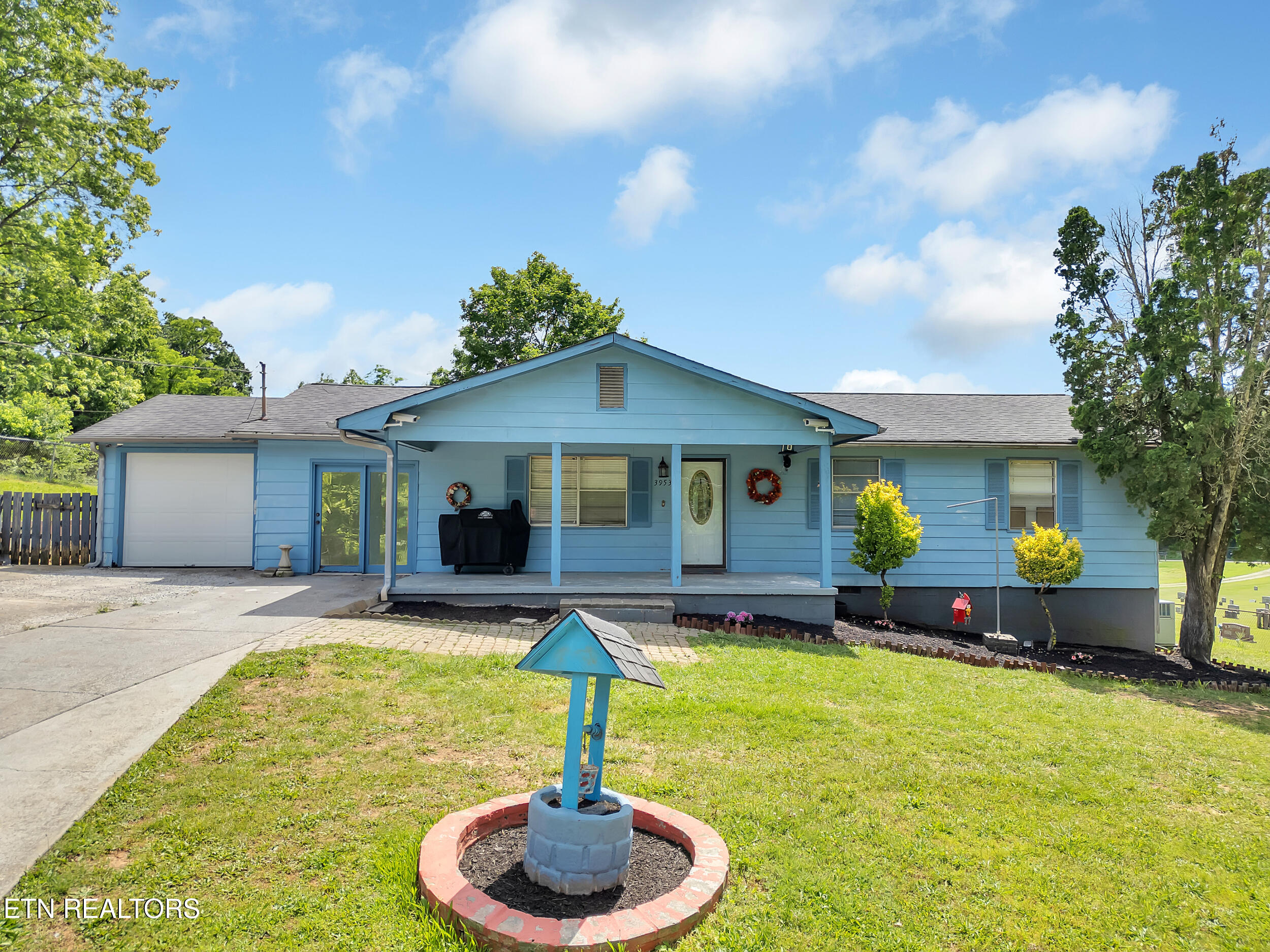 3953 Wrights Ferry Rd Property Photo 1