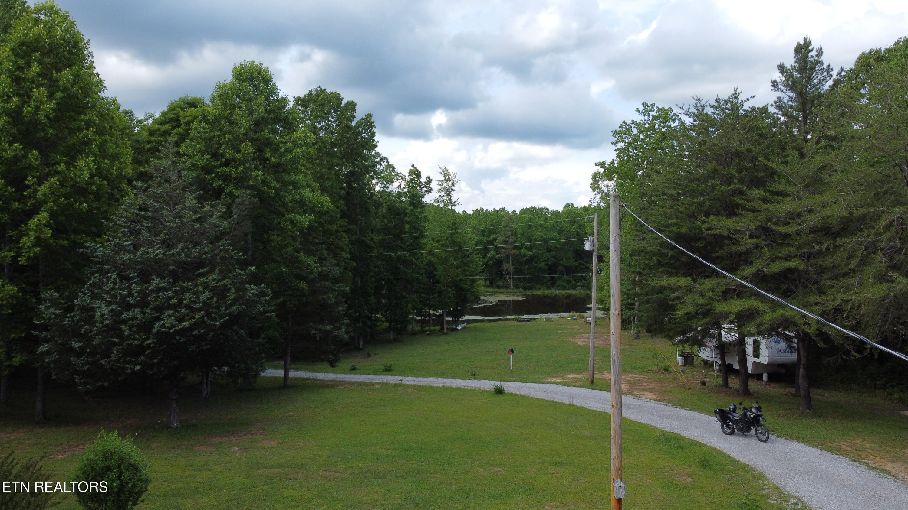 406 Dara Lane Property Photo 13