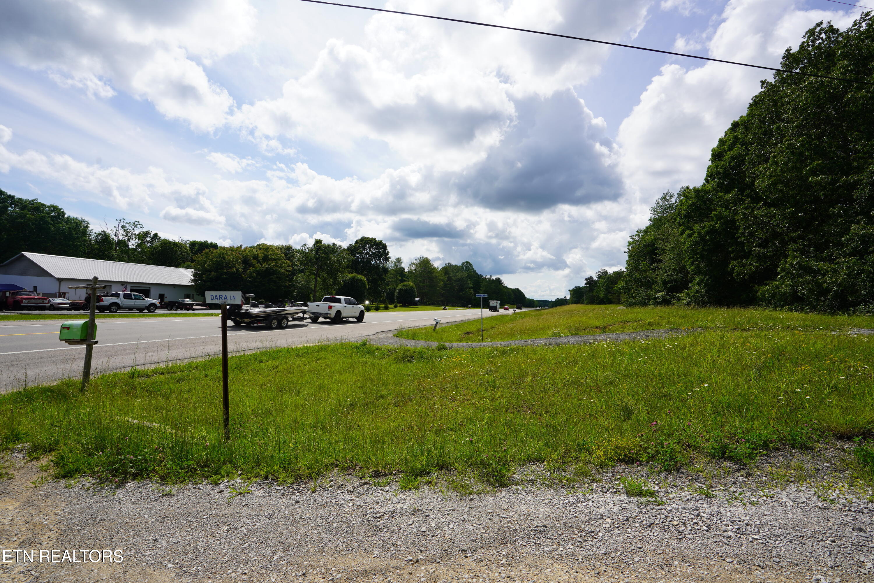 406 Dara Lane Property Photo 14
