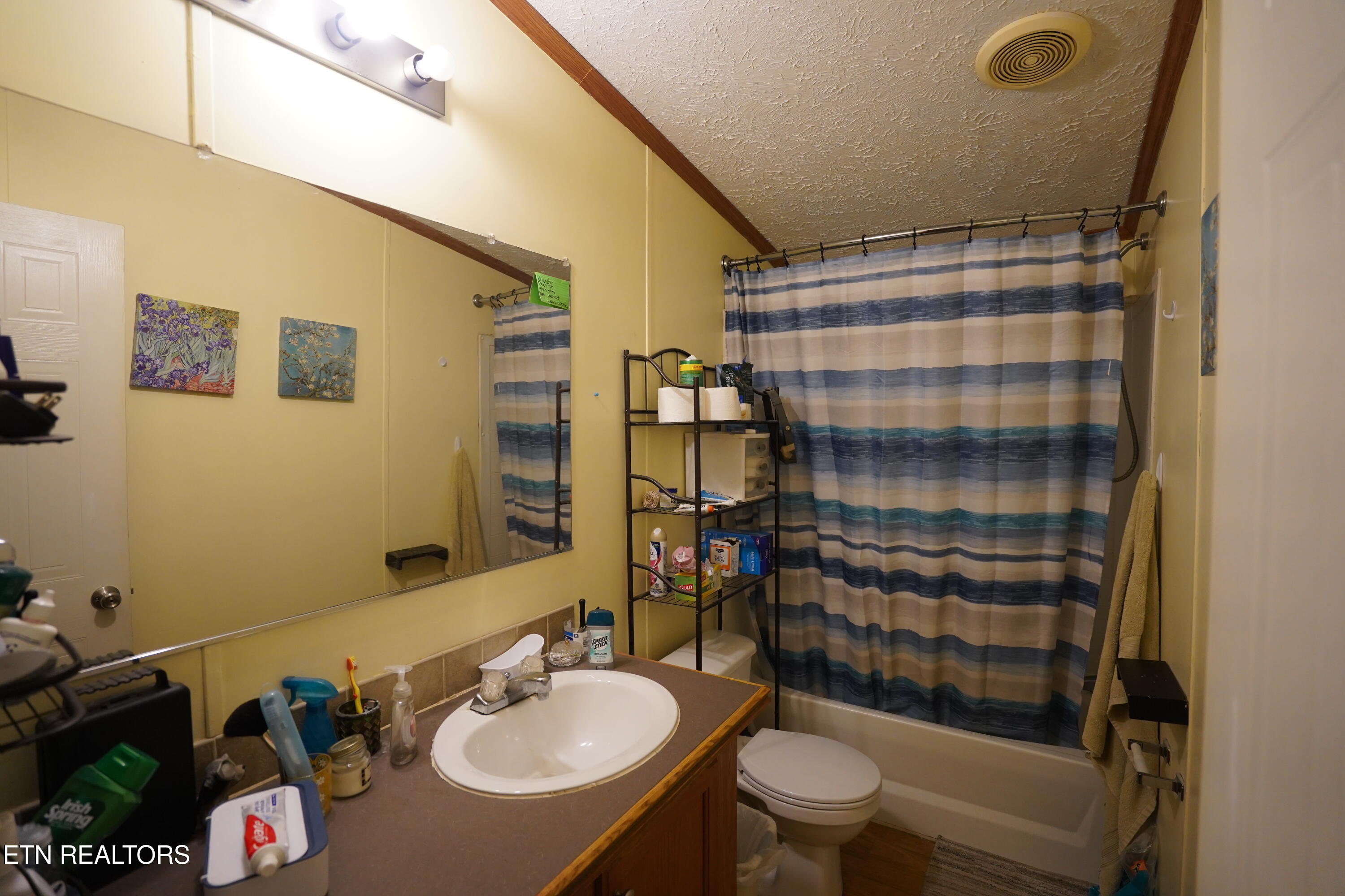 406 Dara Lane Property Photo 35