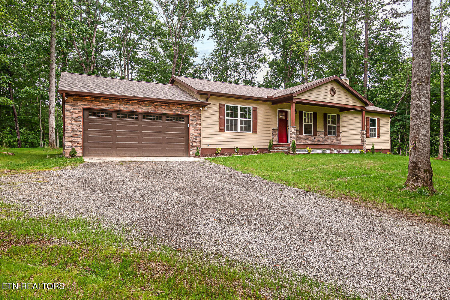 159 Tremont Way Property Photo