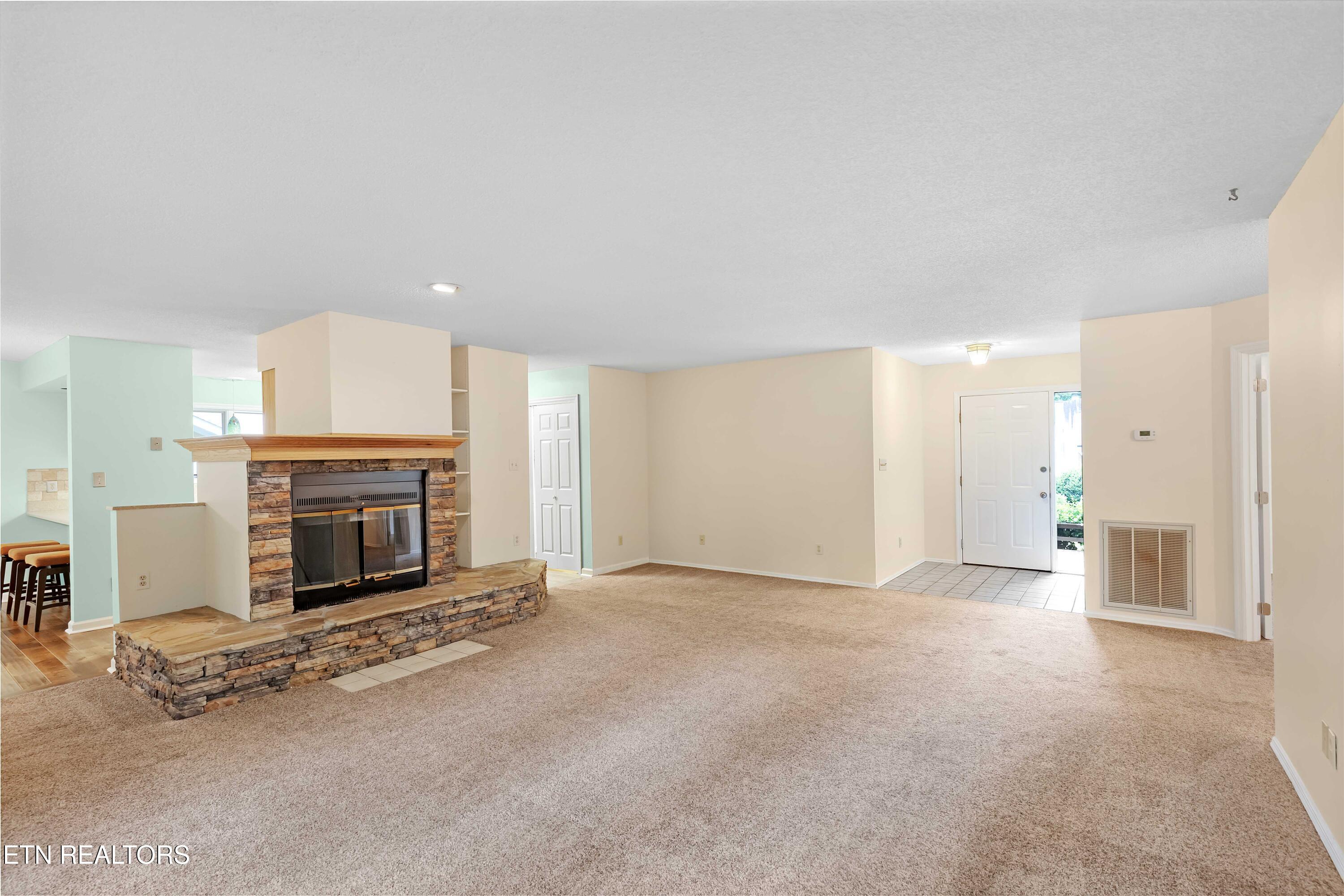 206 Cheeskogili Lane Property Photo 3