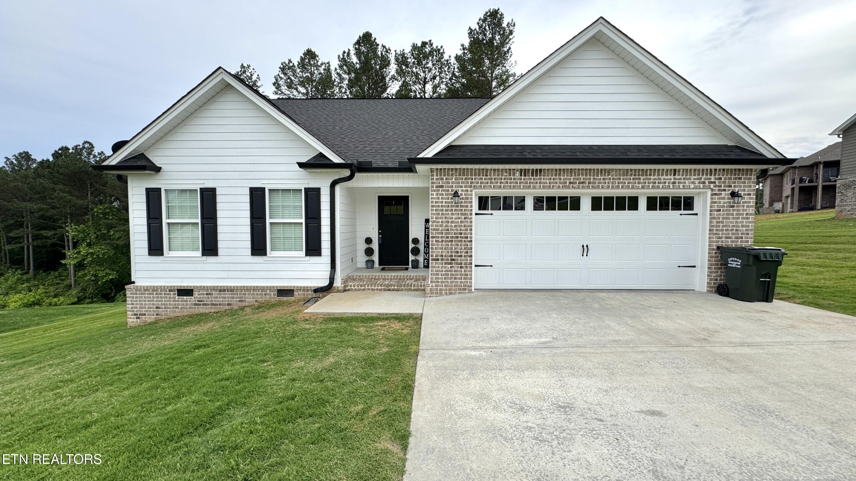 124 County Road 3050 Property Photo 1