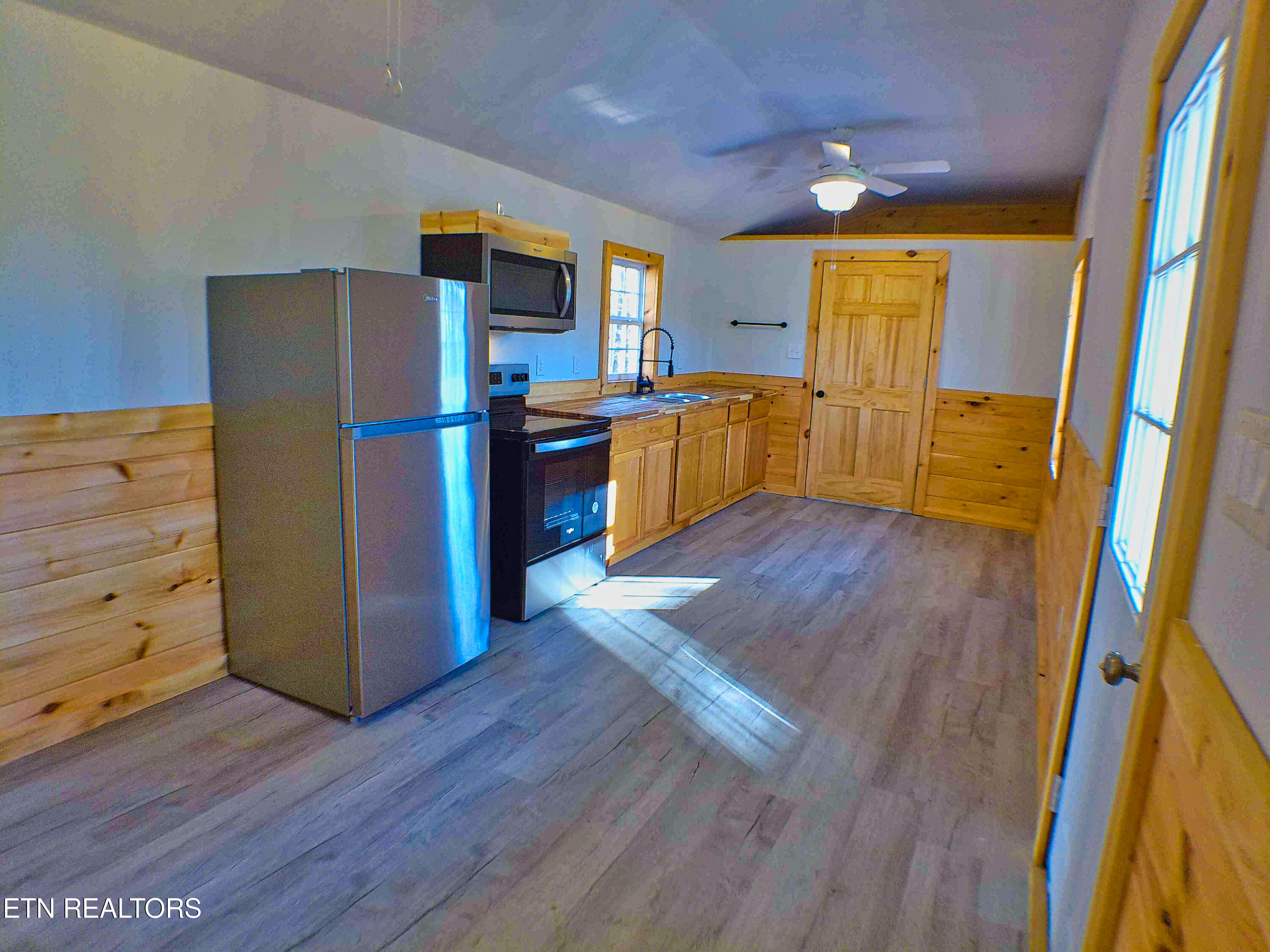 1070 Chestnut Ridge Rd Property Photo 29
