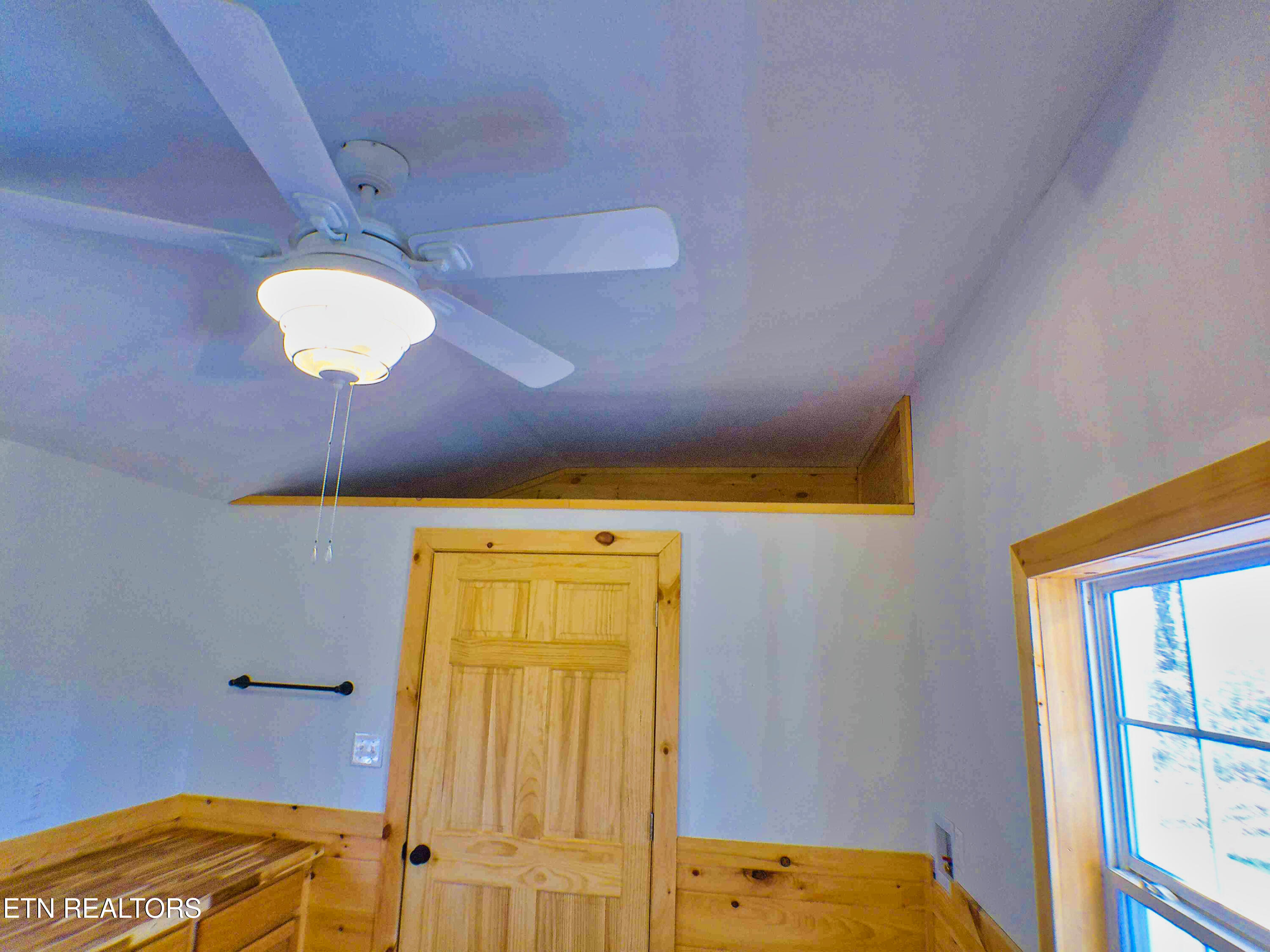 1070 Chestnut Ridge Rd Property Photo 31