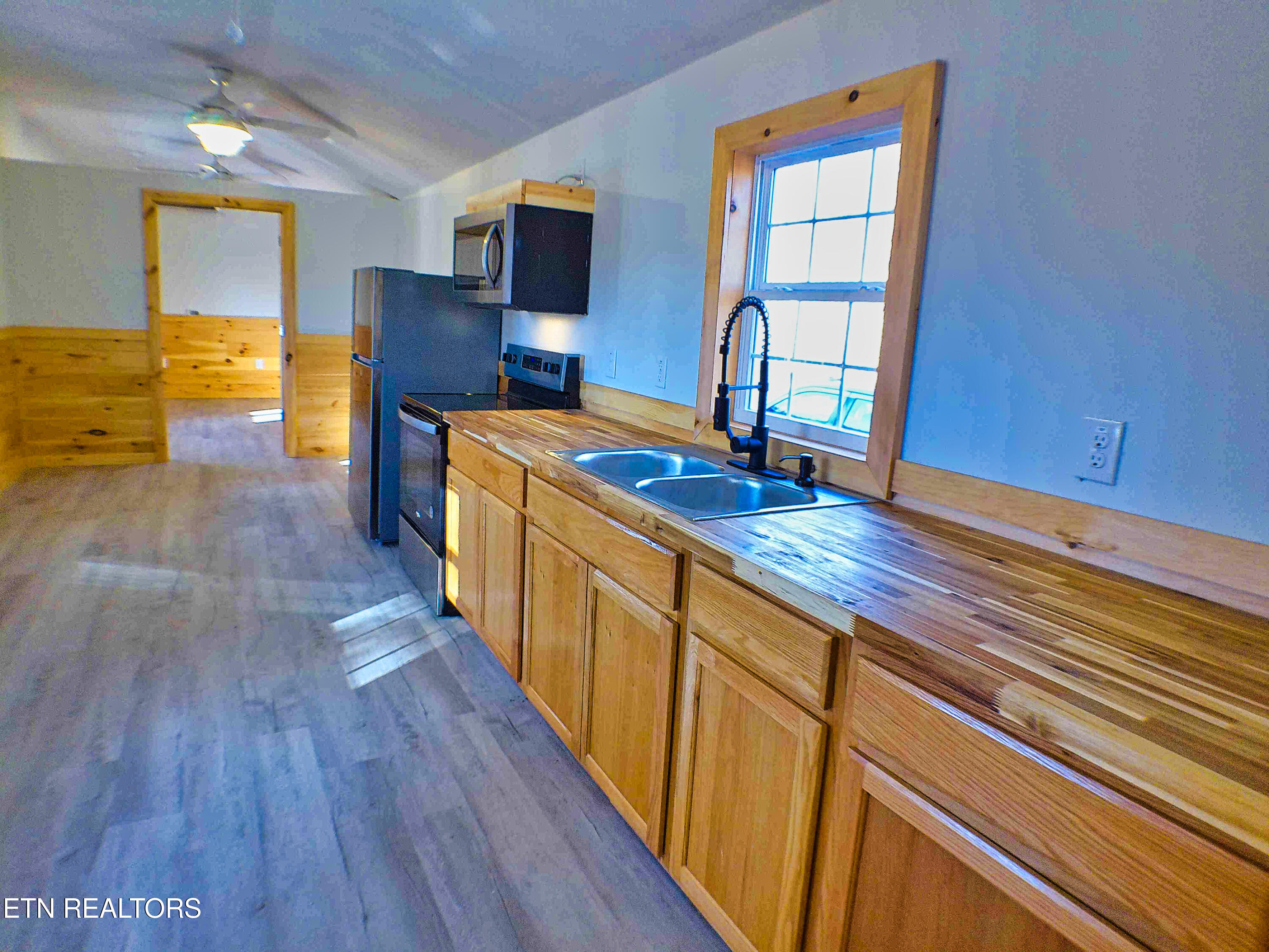 1070 Chestnut Ridge Rd Property Photo 36