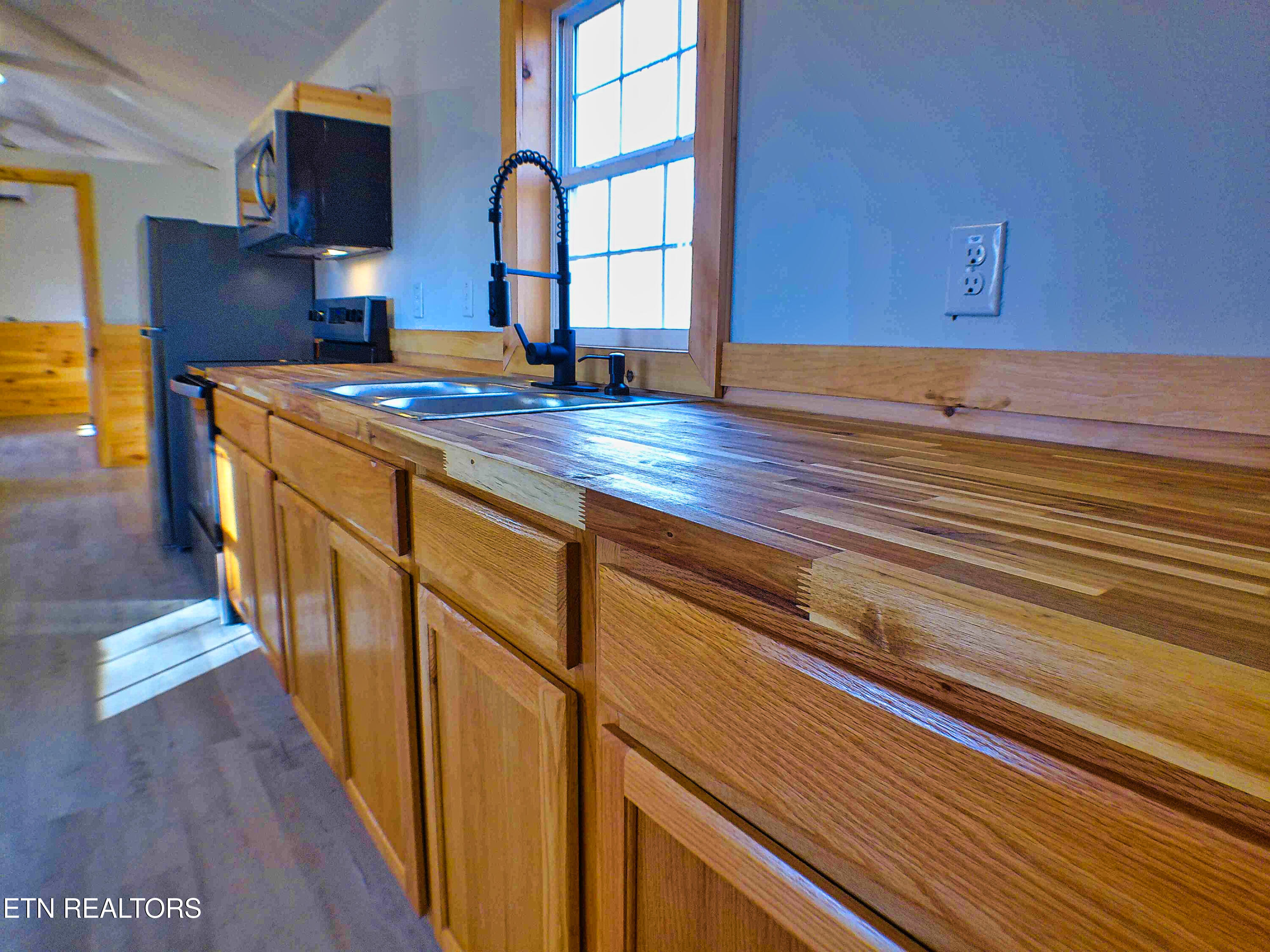 1070 Chestnut Ridge Rd Property Photo 40
