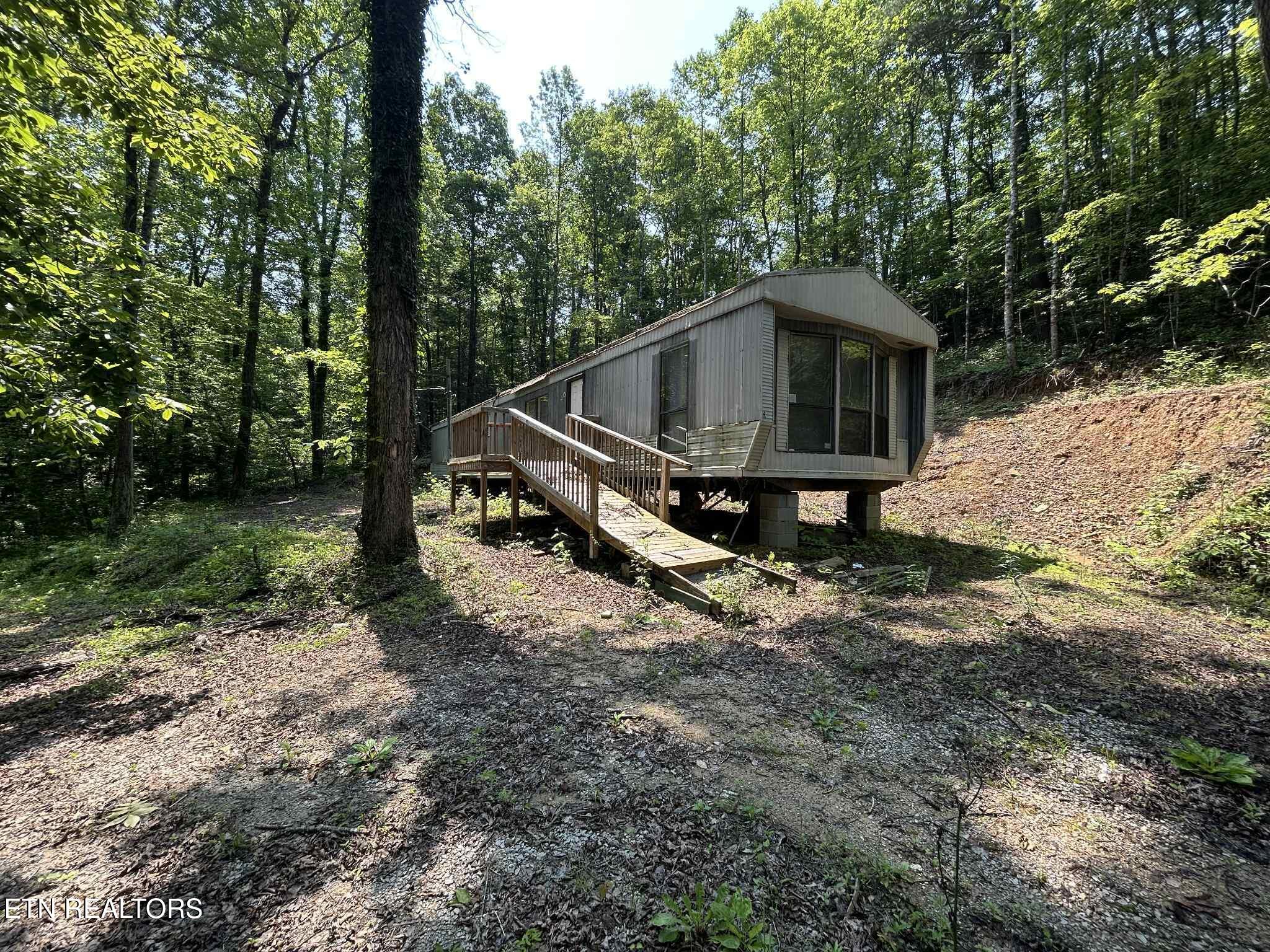 152 Hanging Rock Rd Property Photo