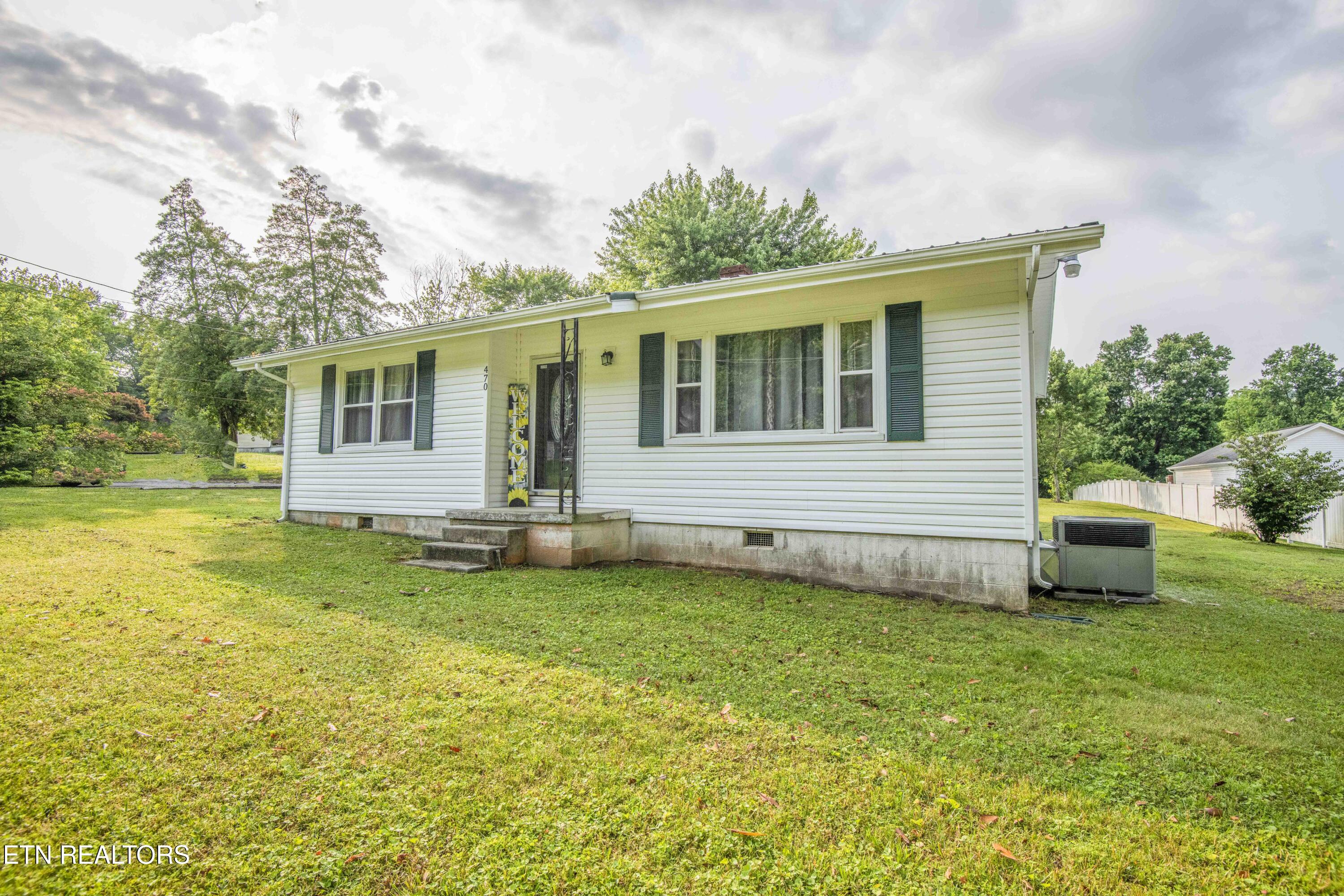 470 Old Hen Valley Rd