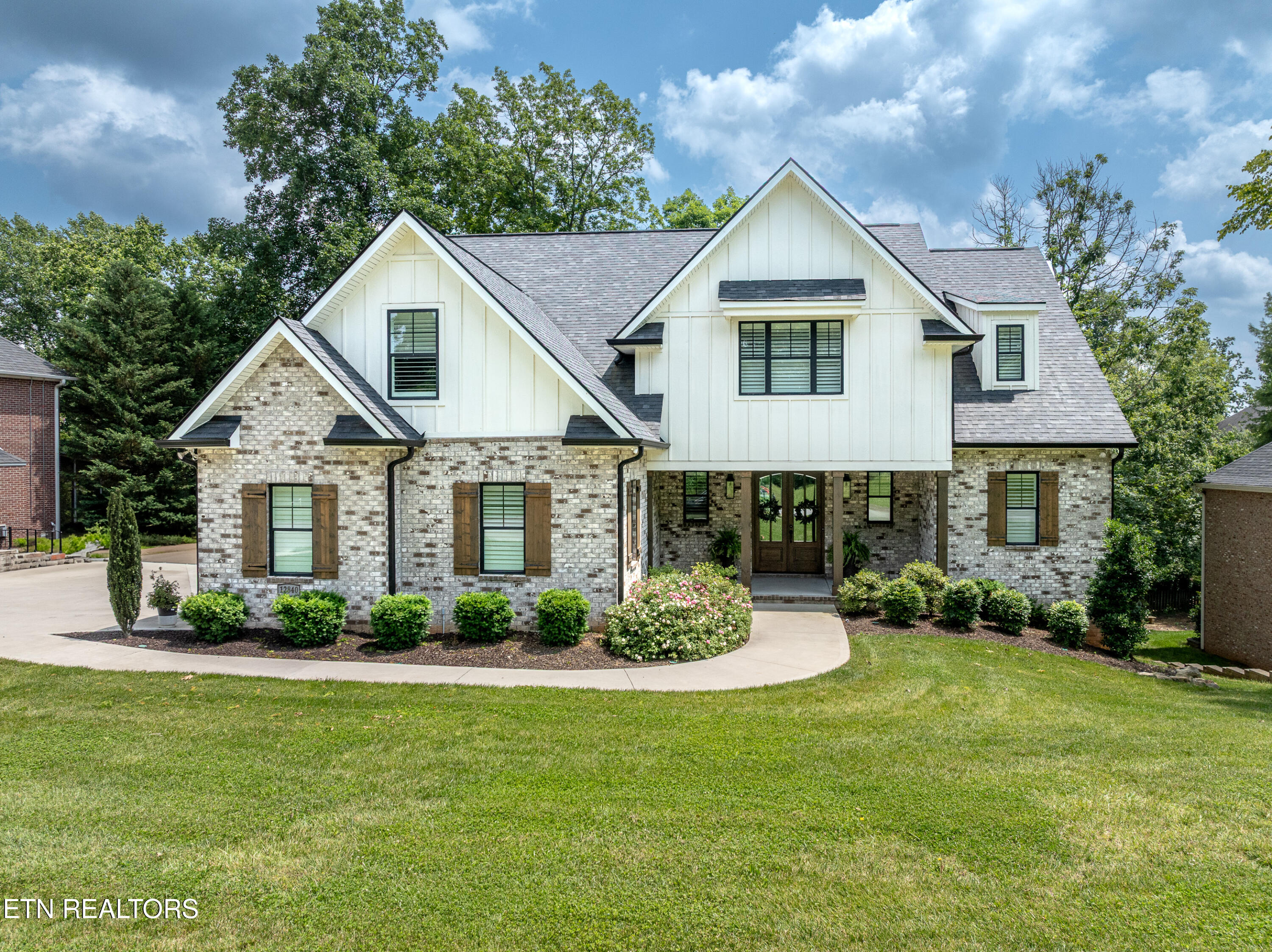 12840 Long Ridge Drive Property Photo 1