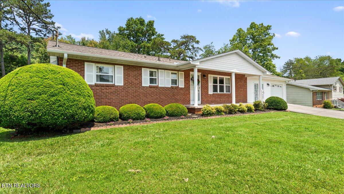 4309 Lonor Drive Property Photo 1
