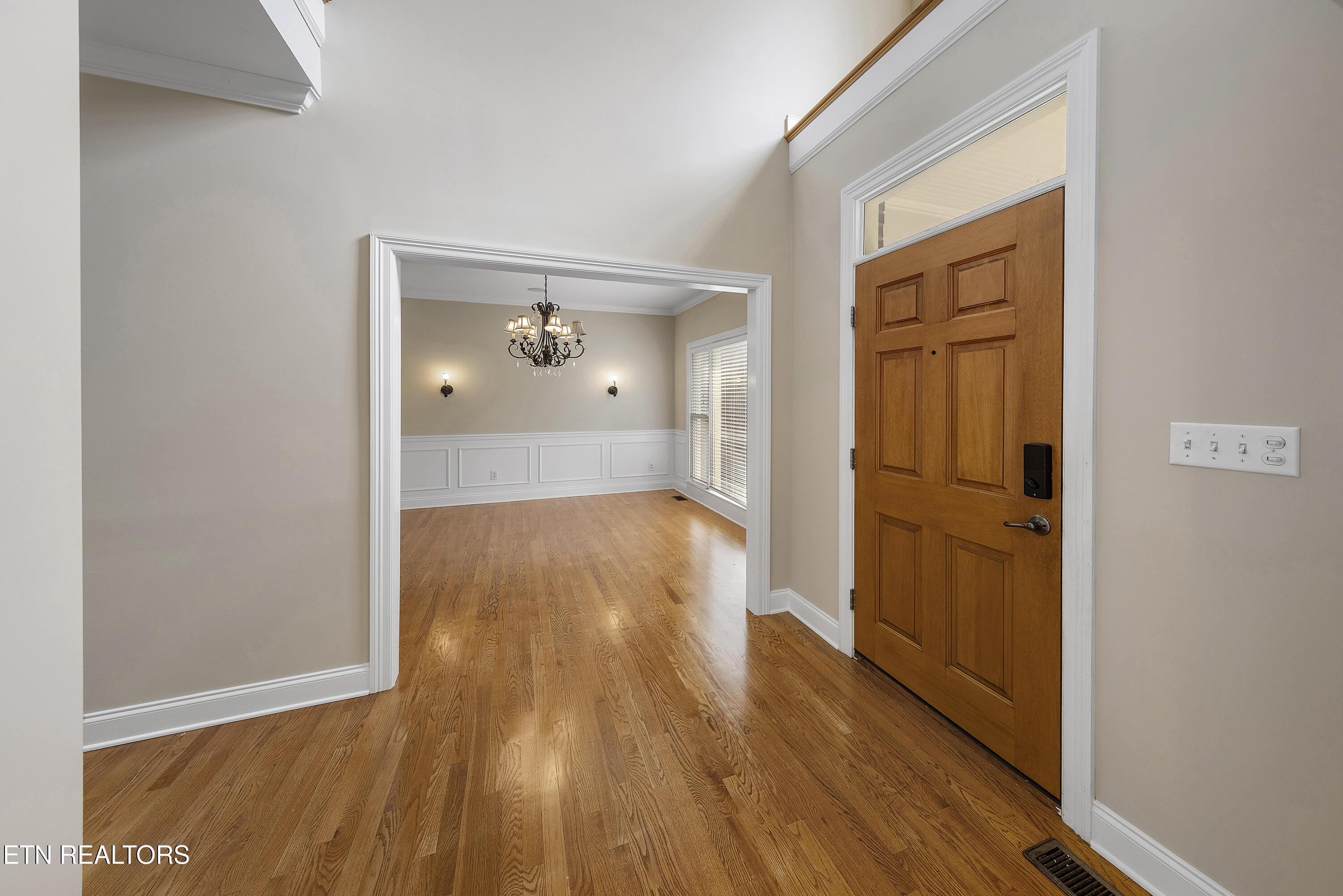 12649 Bayview Drive Property Photo 7