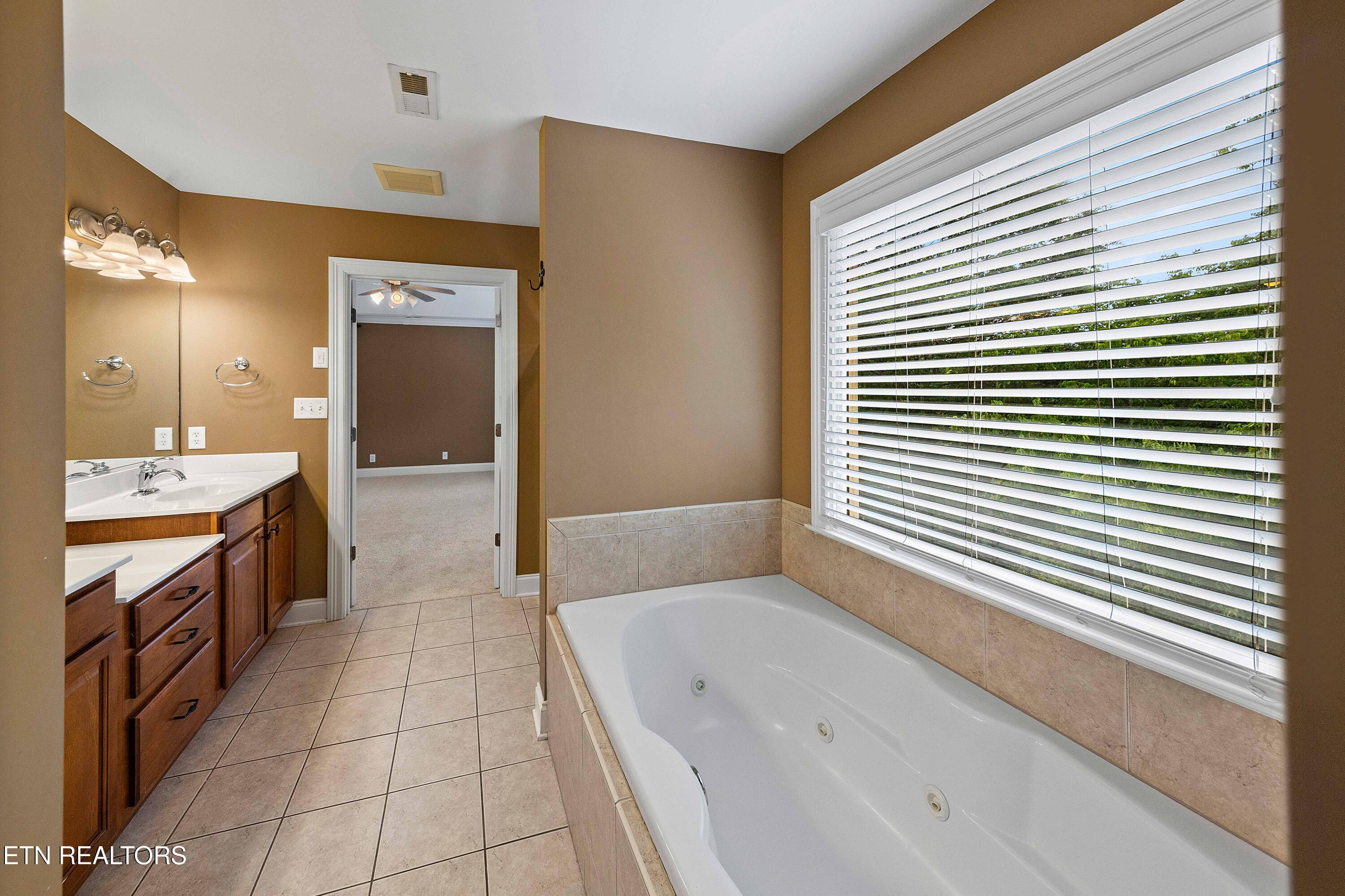 12649 Bayview Drive Property Photo 28