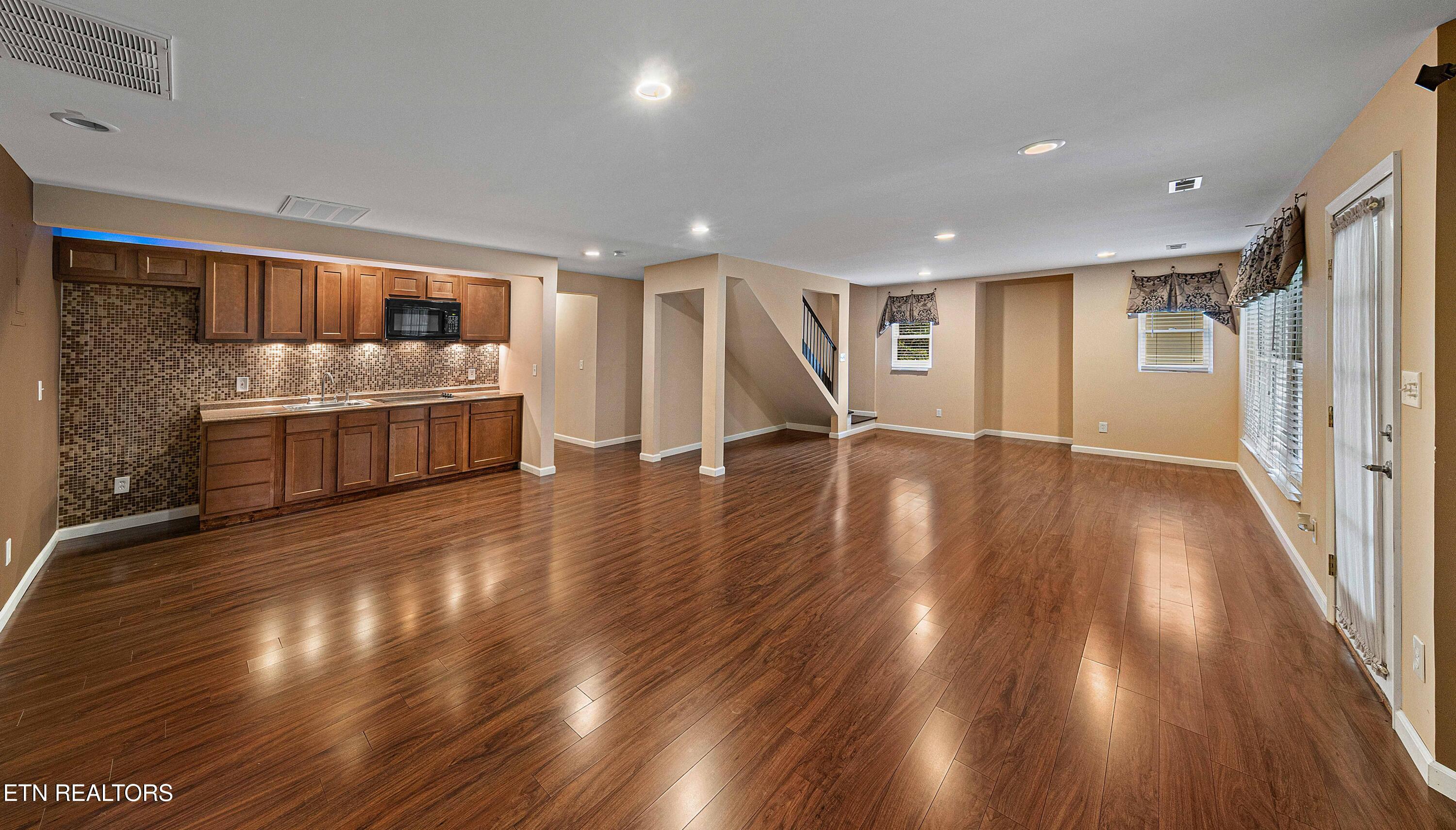 12649 Bayview Drive Property Photo 40