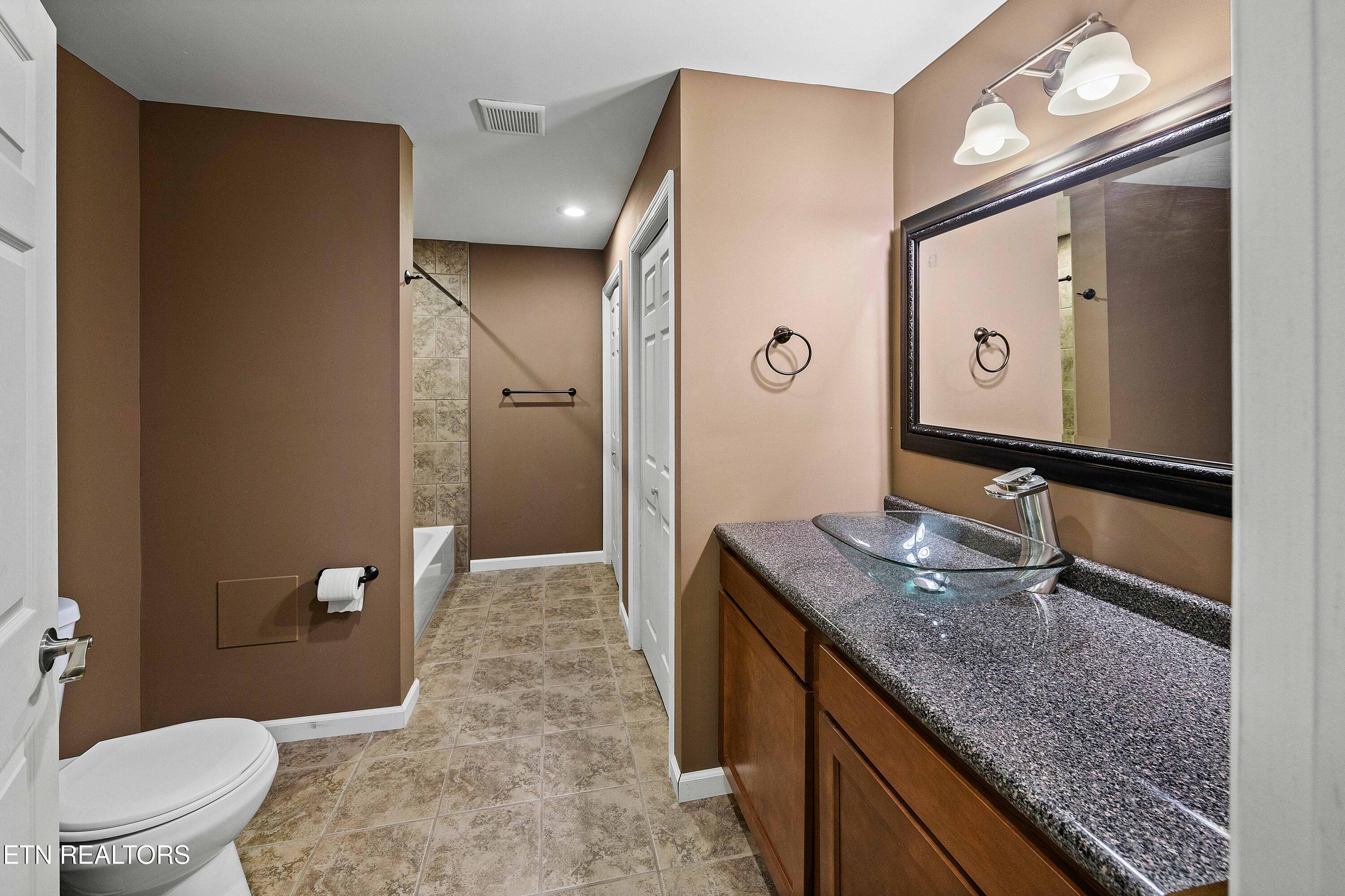 12649 Bayview Drive Property Photo 43