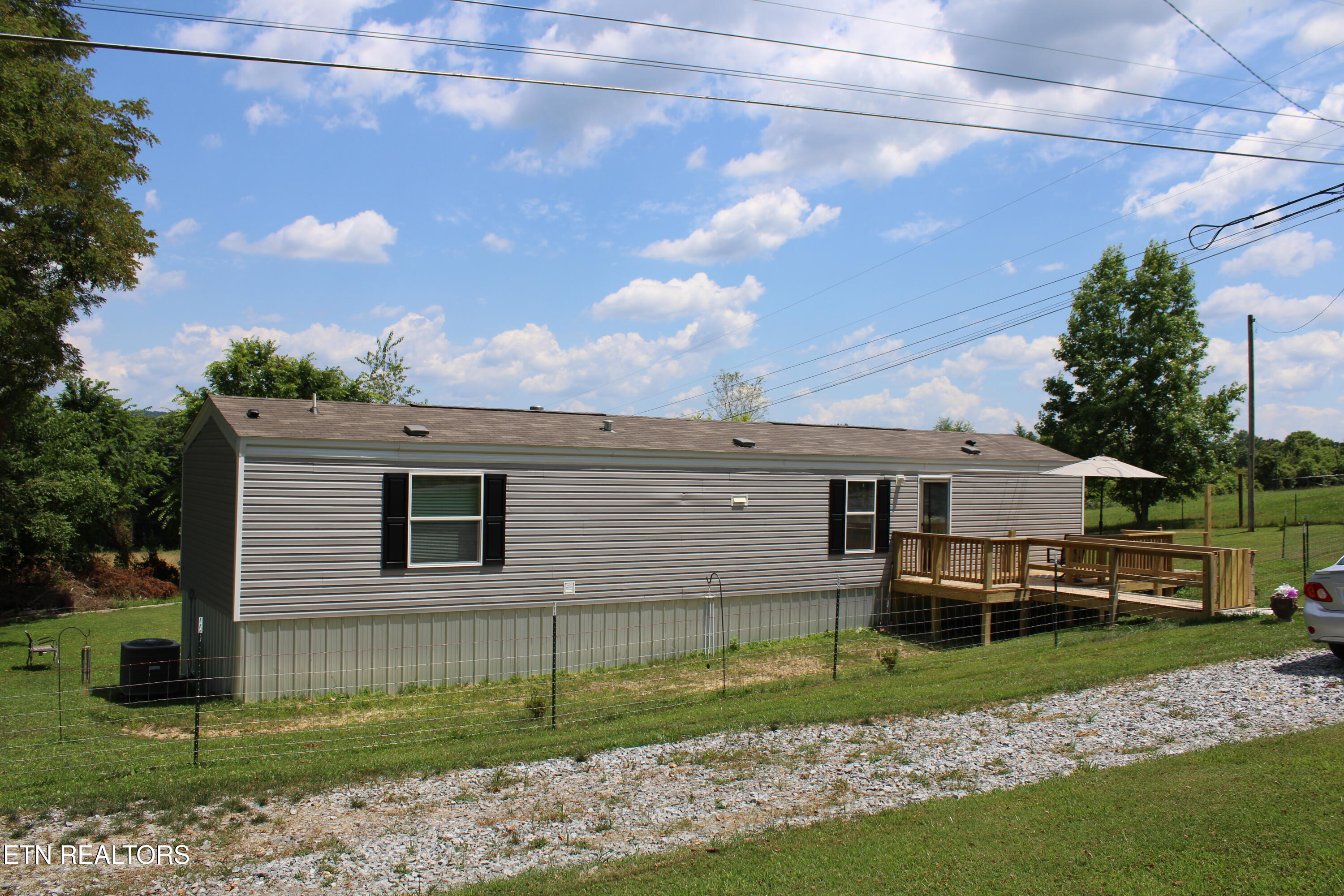 268 Southern Lane Property Photo 1