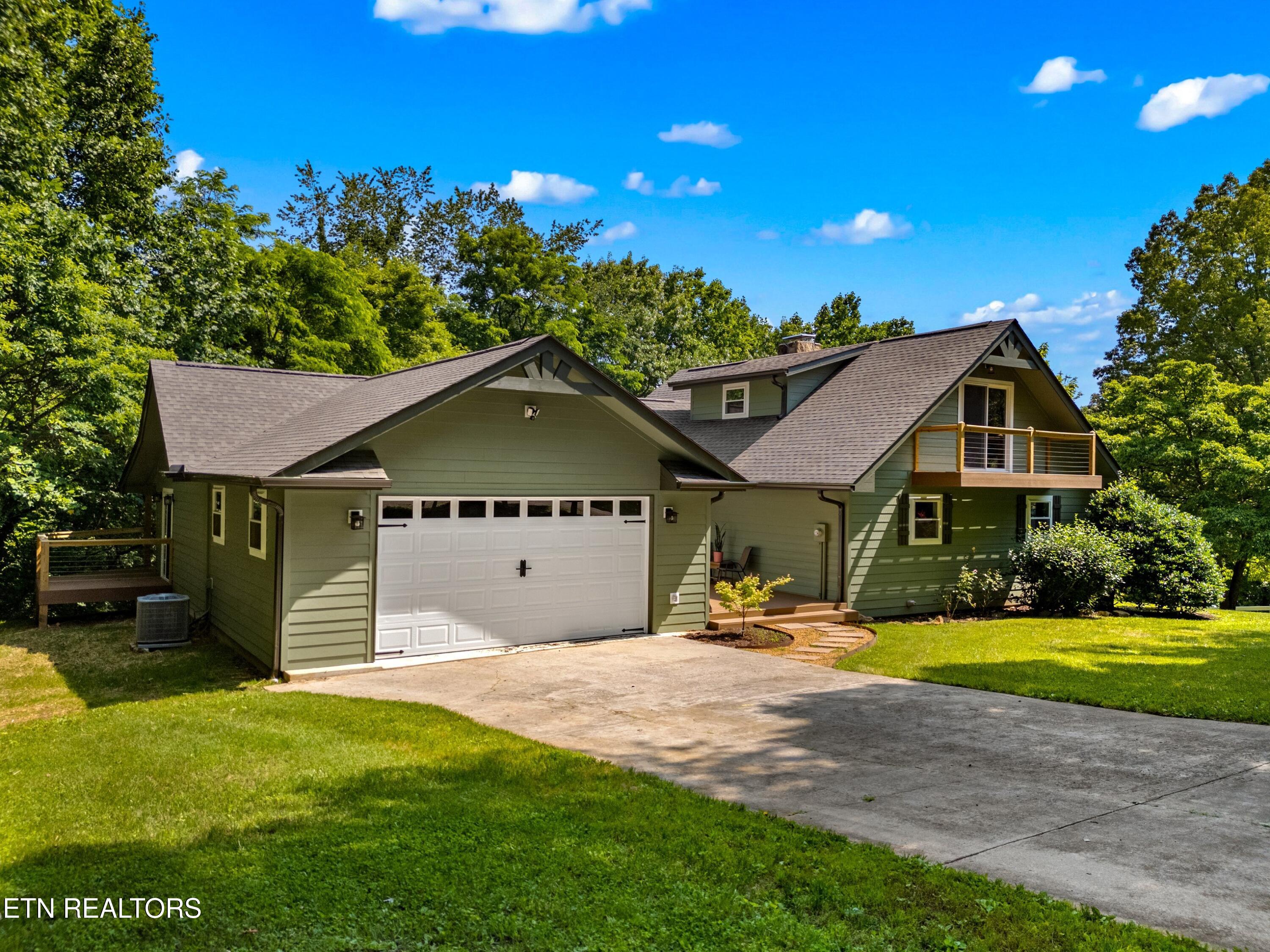 627 Heather Brook Circle Property Photo 1