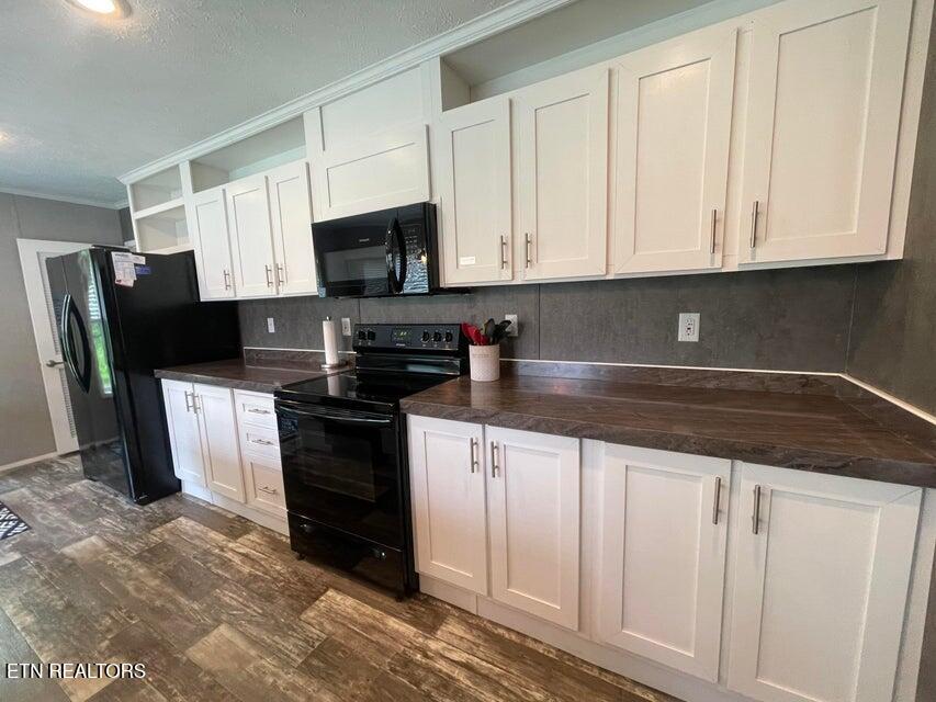 454 Slater Loop Property Photo 8
