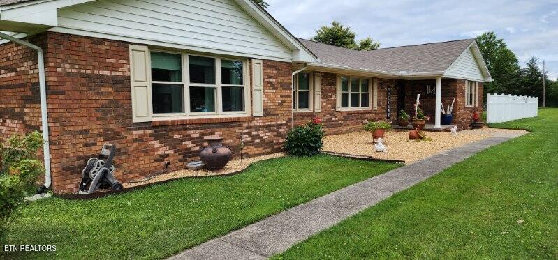 1922 Chaney Ridge Rd Property Photo 2