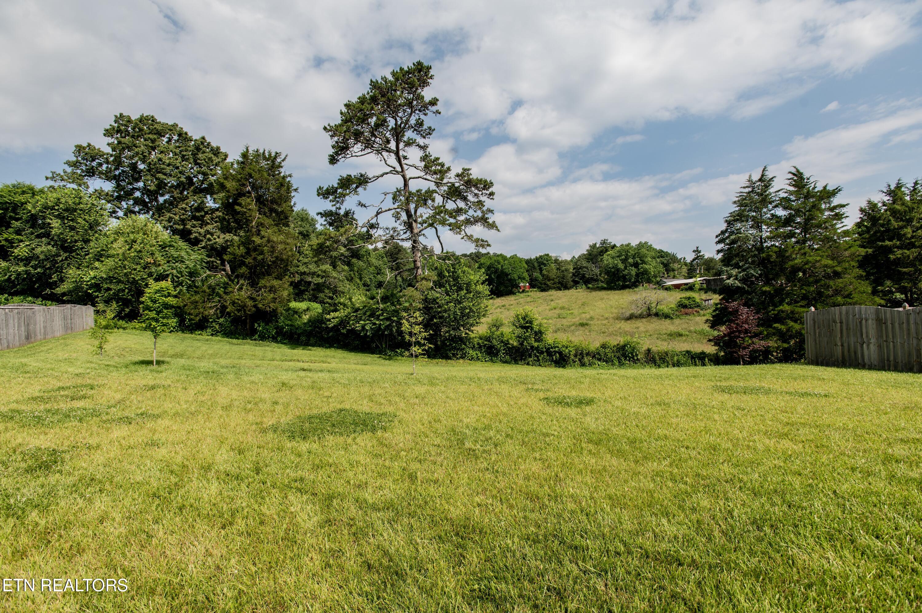 7529 Emory Orchard Lane Property Photo 29