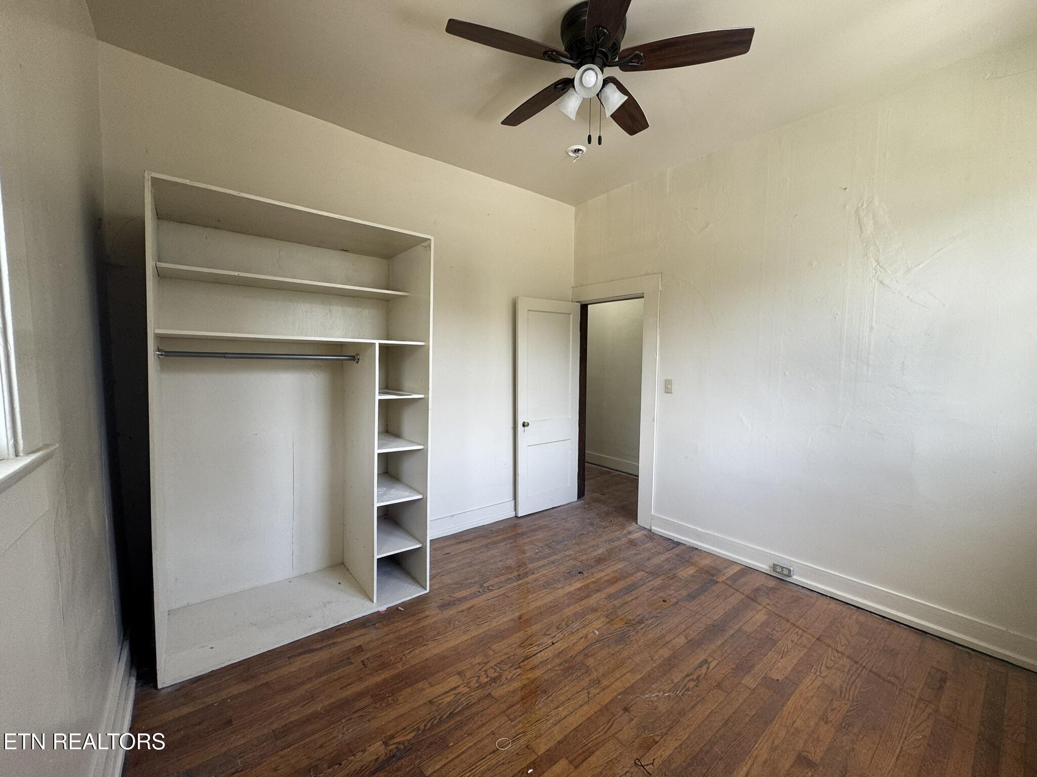 903 Luttrell St Property Photo 14